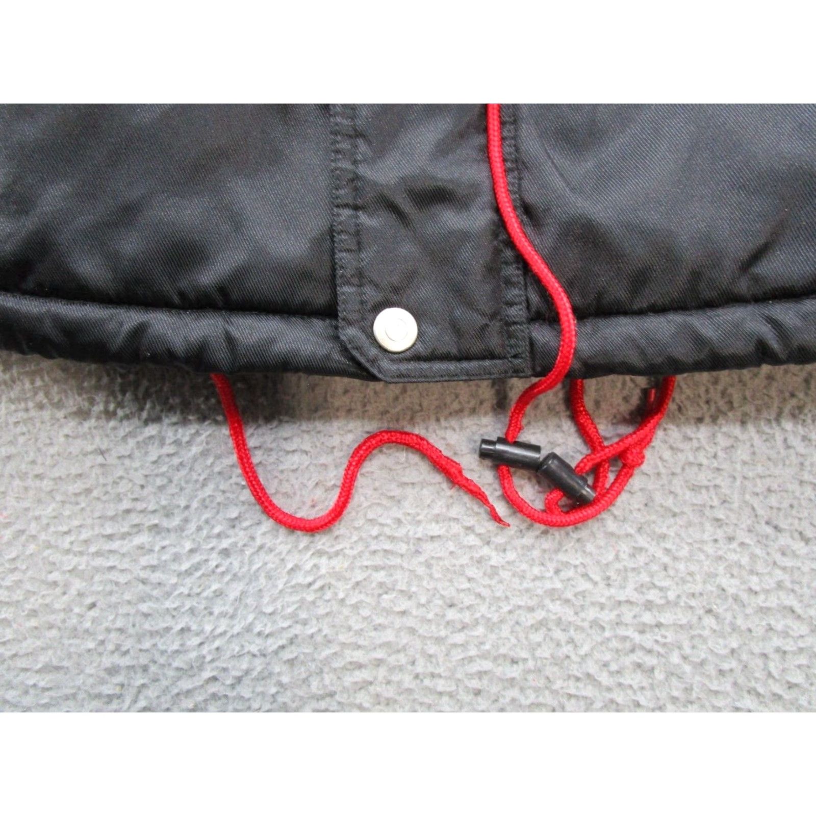 Marlboro VINTAGE Marlboro Logo Cinch Jacket Outdoor 90's Y2K Black L Mens Short Bomber Jacket Read Read Size US L / EU 52-54 / 3 - 2 Thumbnail