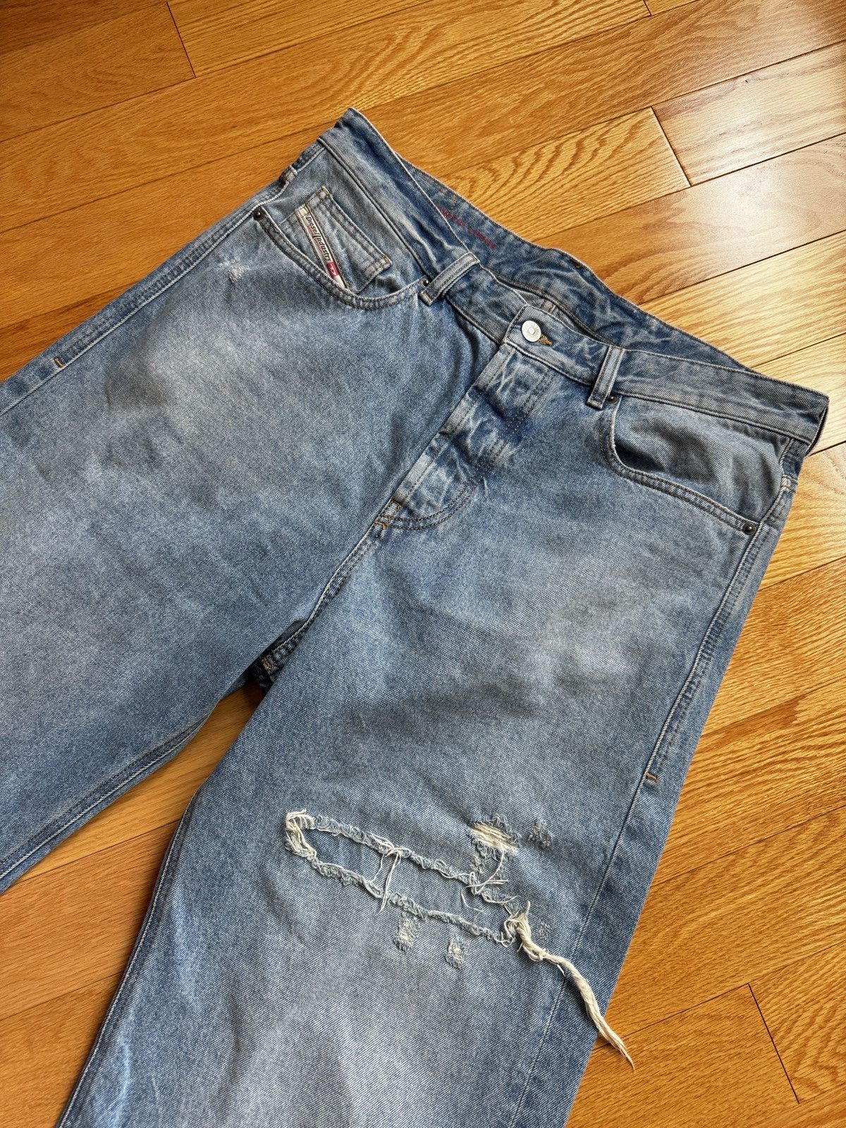Diesel Diesel Relaxed Jeans D-Rise 09e25 Size US 33 - 3 Thumbnail