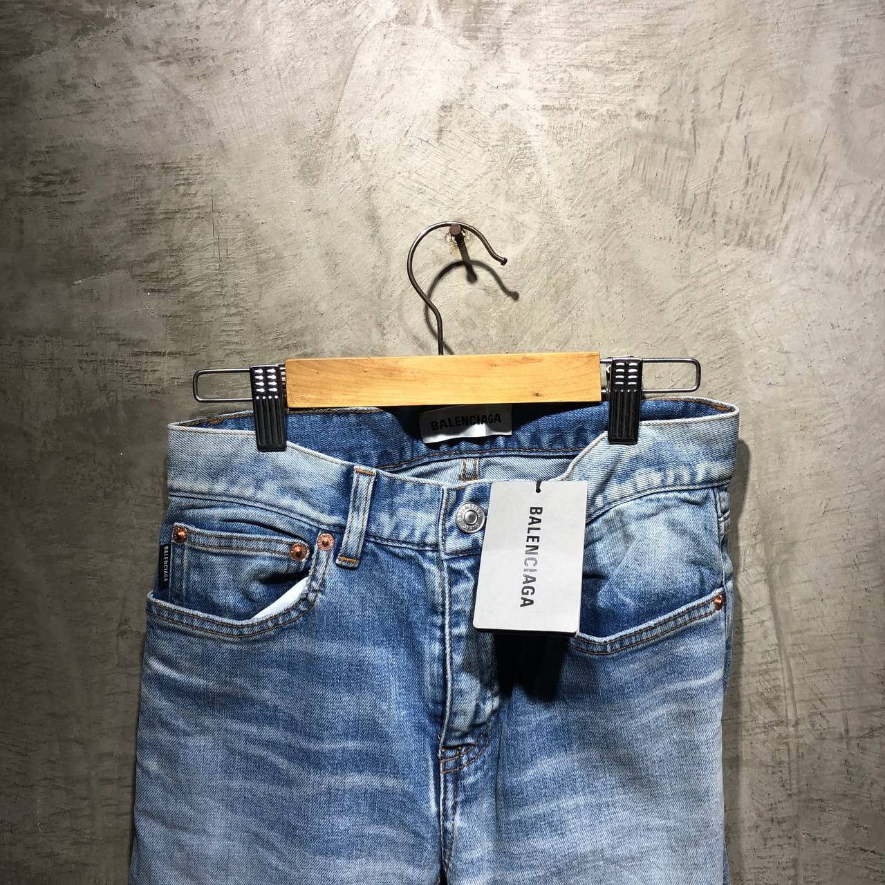 Balenciaga Balenciaga Skinny denim pants BNWT Size 26" / US 2 / IT 38 - 2 Thumbnail