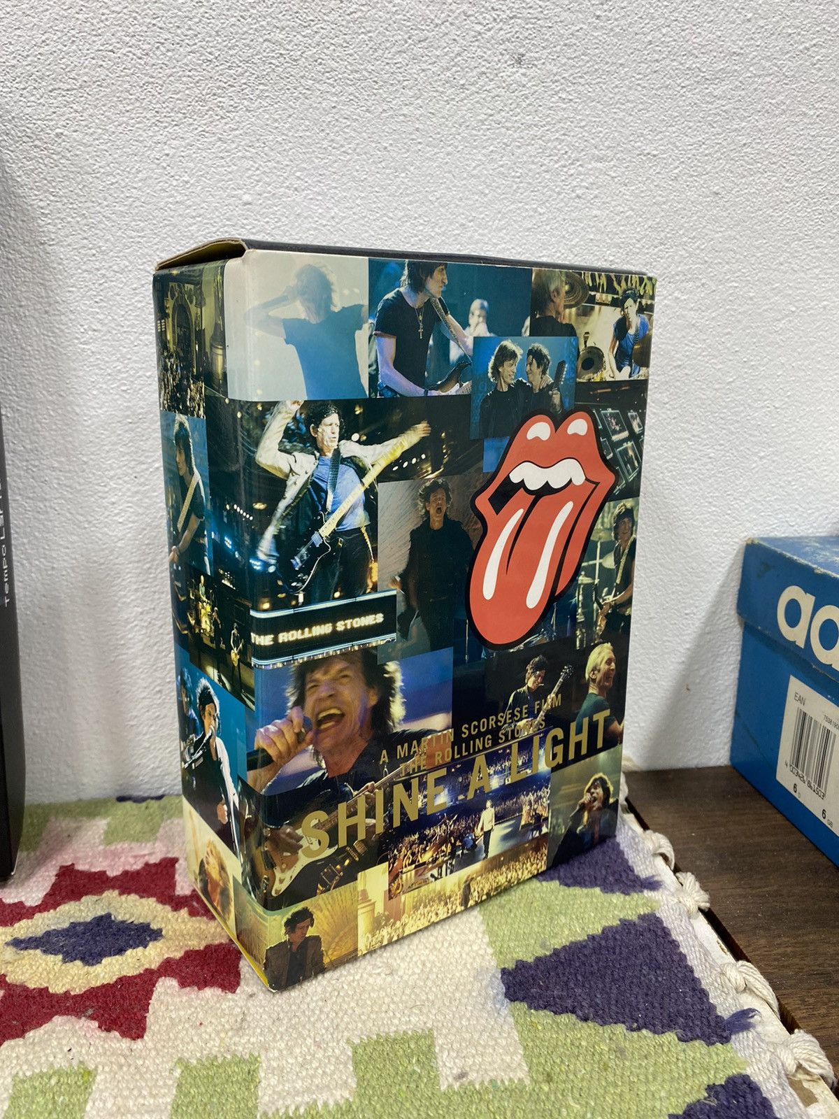 Band Tees 💥VINTAGE THE ROLLING STONES band shine a light tour shirt Size US L / EU 52-54 / 3 - 5 Thumbnail