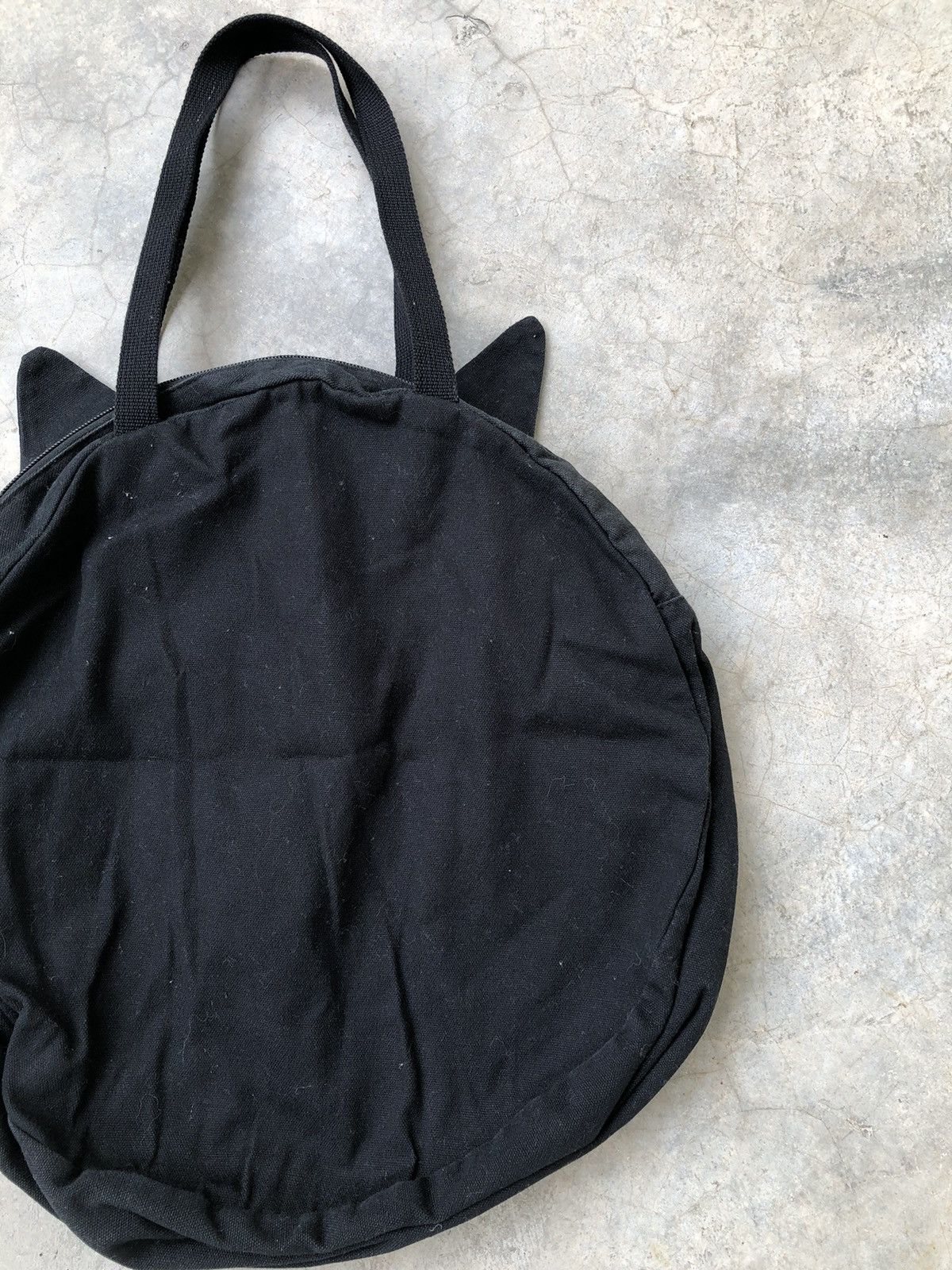 Ne-Net Ne-Net by Issey Miyake Big Cat Round Tote Bag Size ONE SIZE - 6 Thumbnail