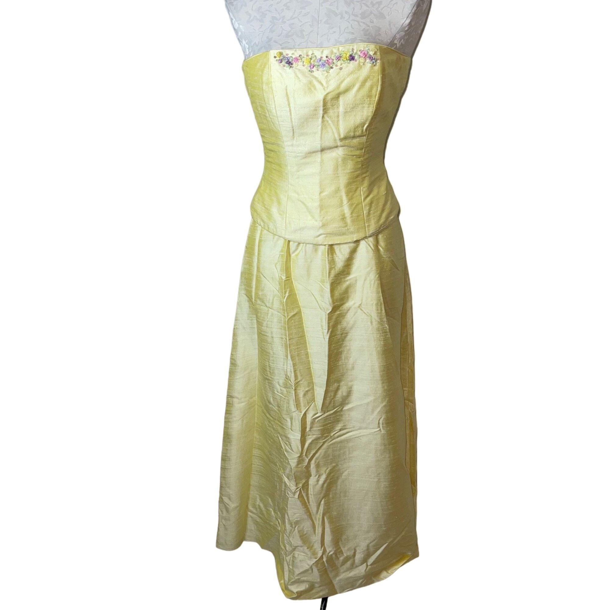 Vintage Rebecca Richards Vintage Womens Top Skirt Set Size ONE SIZE - 1 Thumbnail