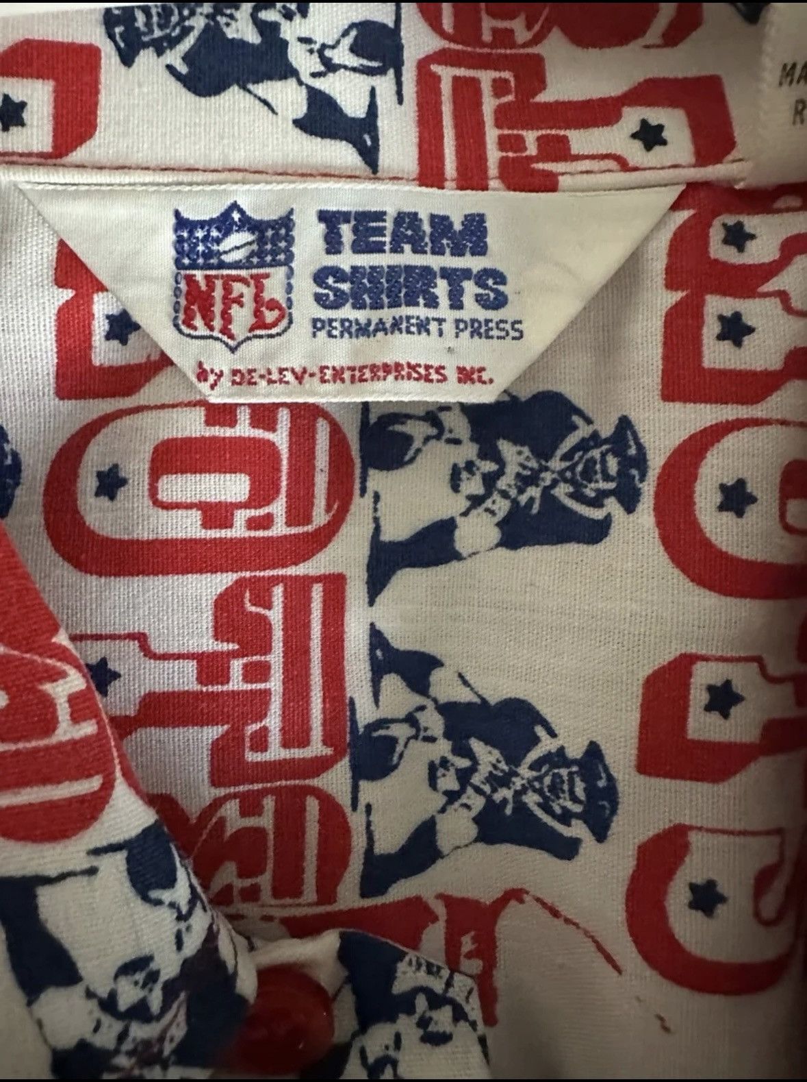NFL 1970s Vintage New England Patriots NFL Team Shirt Size US M / EU 48-50 / 2 - 3 Thumbnail