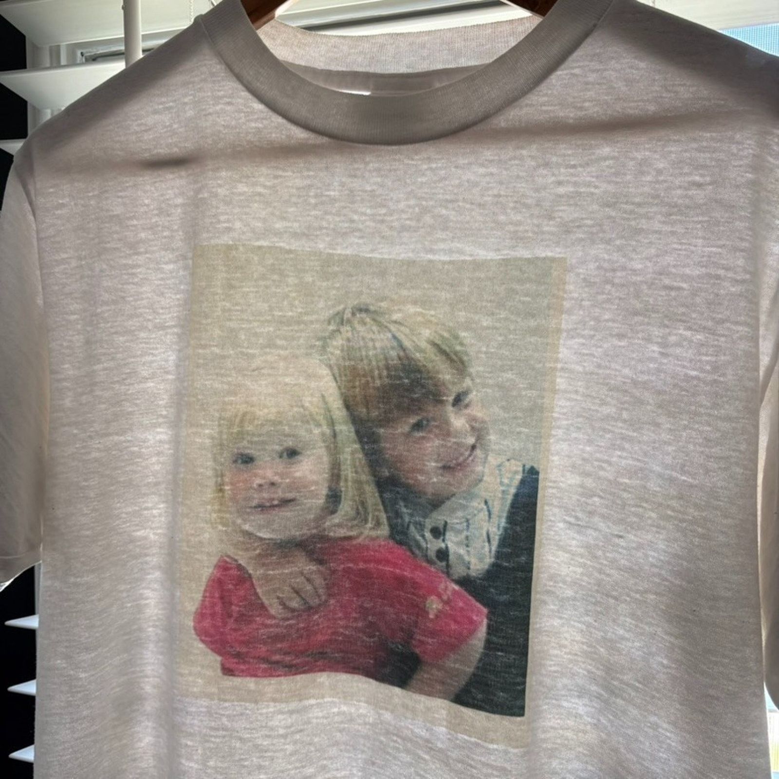 Vintage Vintage Random Baby Photo Portrait Art T-Shirt Men's Size M Size US M / EU 48-50 / 2 - 1 Thumbnail