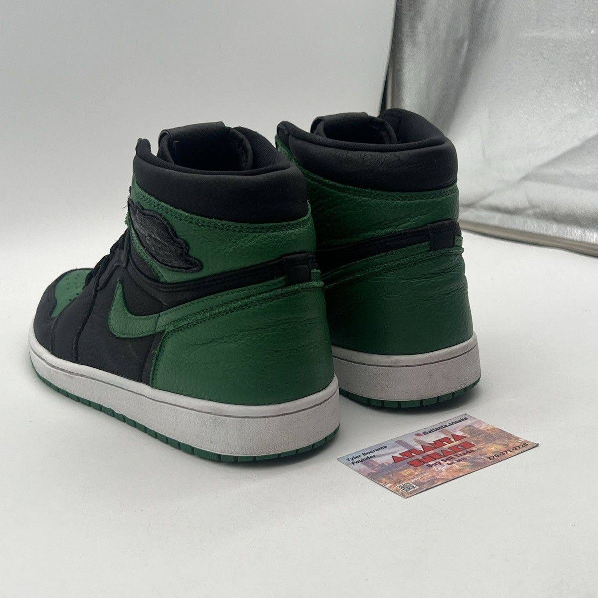 Nike Air Jordan 1 High pine green 2.0 Size US 10.5 / EU 43-44 - 4 Thumbnail