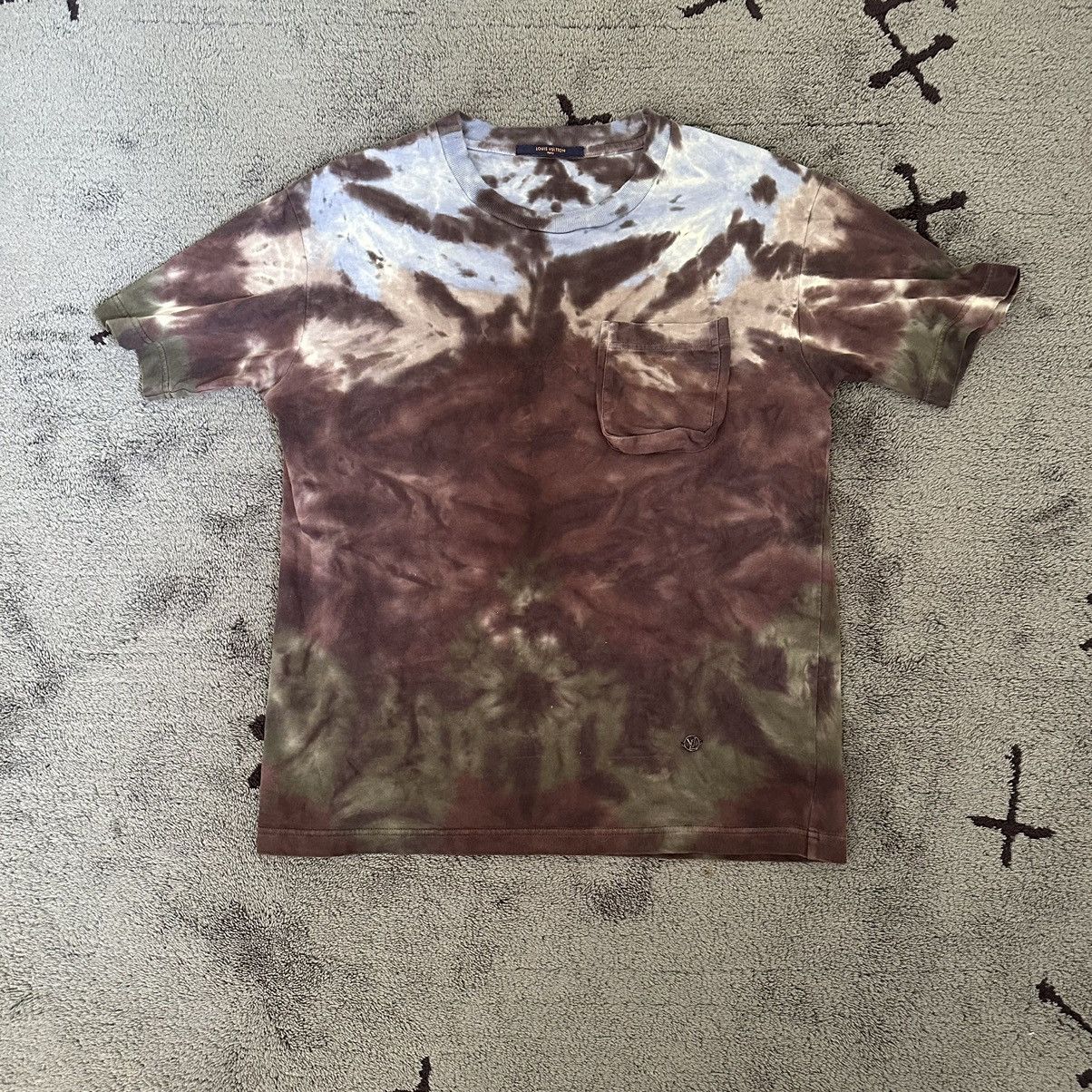 image of Louis Vuitton Virgil Abloh Fall 2019 Camo 3D Pocket Shirt, Men's (Size Small)