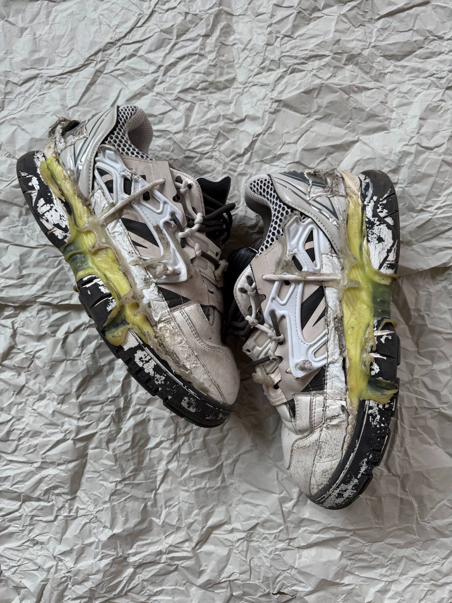 Maison Margiela Maison Margiela Men's Dirty Sneakers 43 EU Size US 10 / EU 43 - 1 Thumbnail