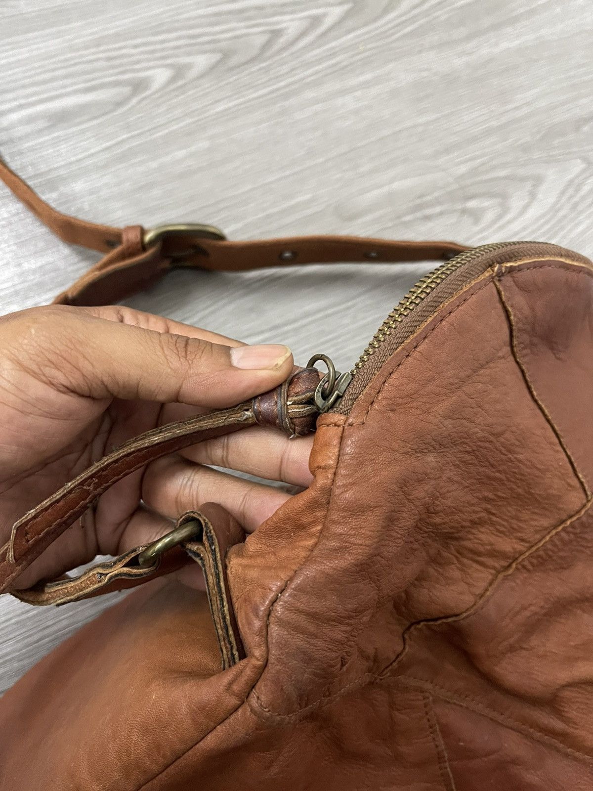 And A × Genuine Leather × Japanese Brand Leather Messenger Crossbody bag Size ONE SIZE - 18 Thumbnail