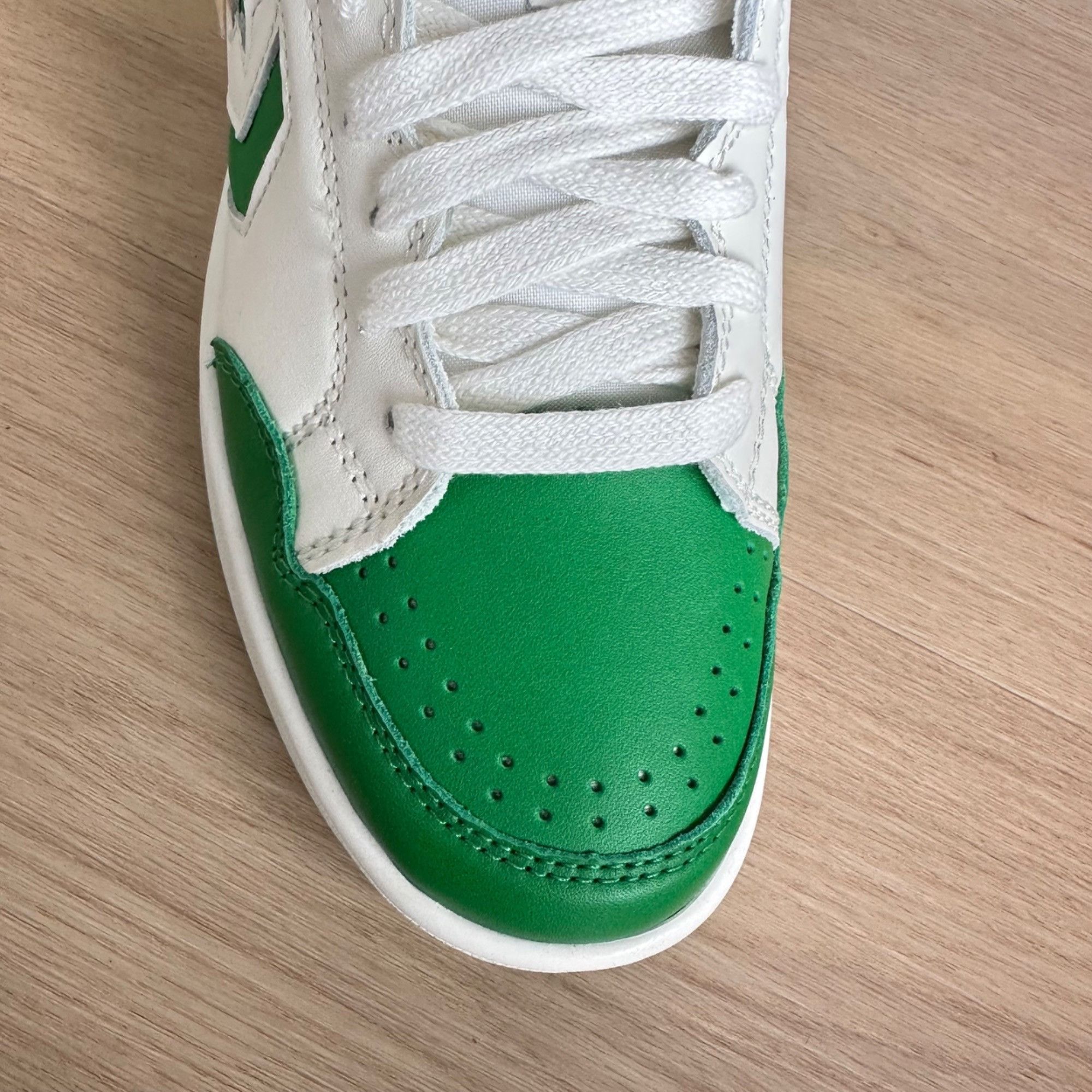 Converse ⭐Converse Weapon OX Low Green White Size 10.5 Women''s Shoes Size US 10.5 / IT 40.5 - 10 Thumbnail