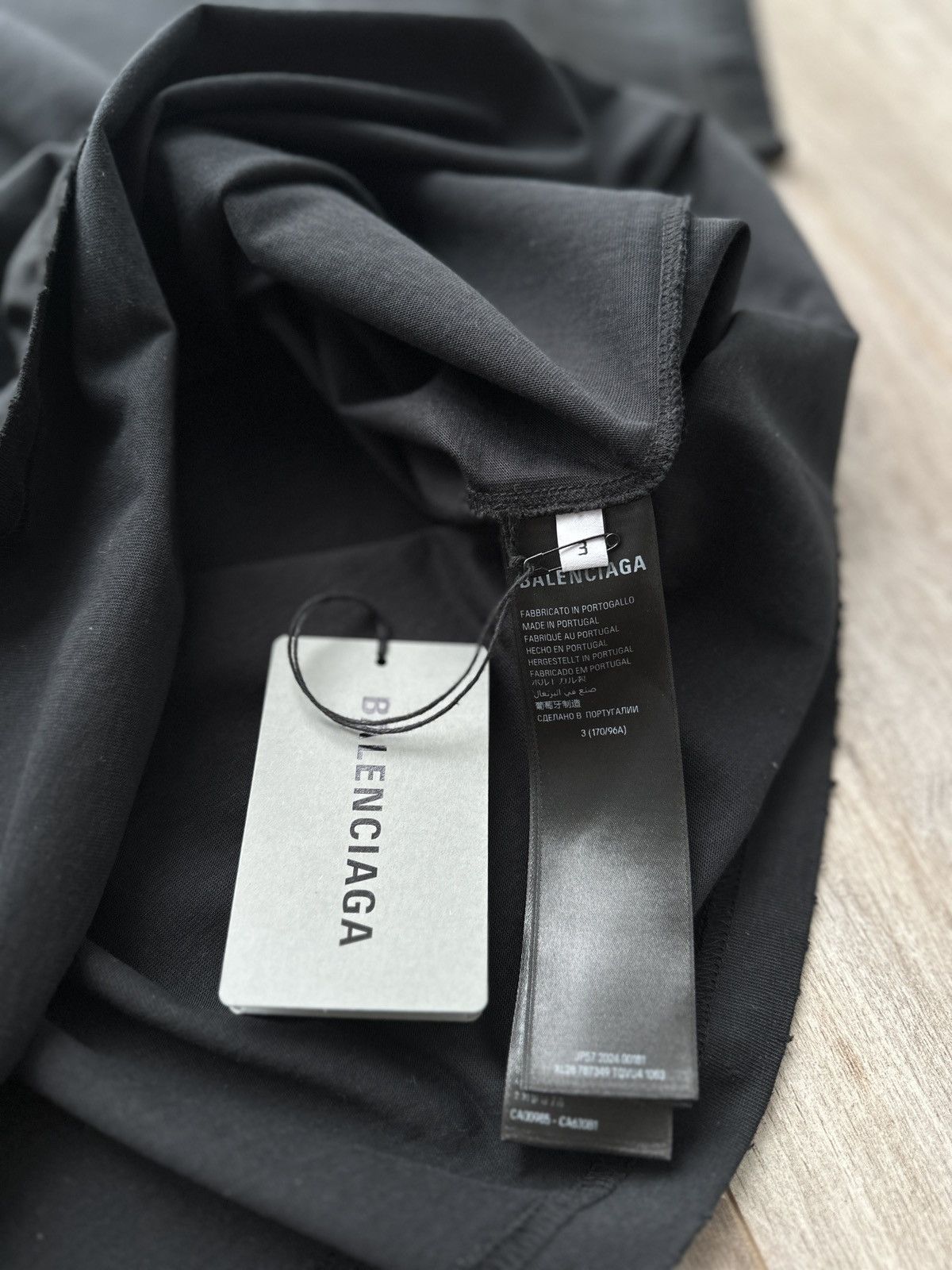 Balenciaga NEW‼️ 3B “2024 collection “ New T shirt Oversized fit Size US L / EU 52-54 / 3 - 14 Thumbnail