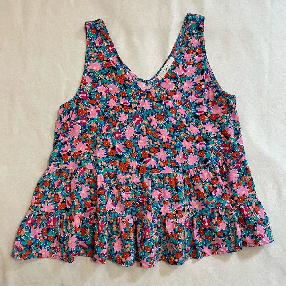 Loft NWT New LOFT Daisy Double V Peplum Shell Top Size S Size S / US 4 / IT 40 - 6 Thumbnail