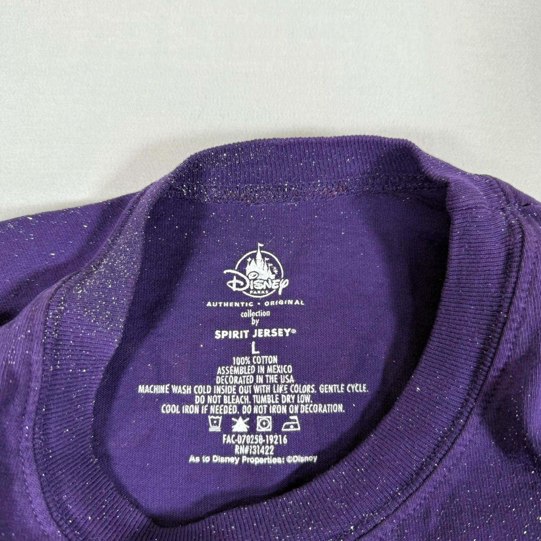 Disney Disney Spirit Jersey Shirt Mens Large Purple Hocus Pocus Villain Glitter 2019 Size US L / EU 52-54 / 3 - 7 Thumbnail