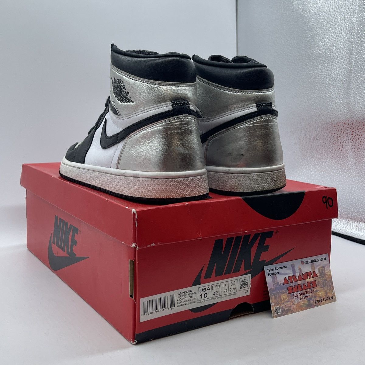 Jordan Brand Wmns air Jordan 1 high silver toe Size US 10 / IT 40 - 4 Thumbnail