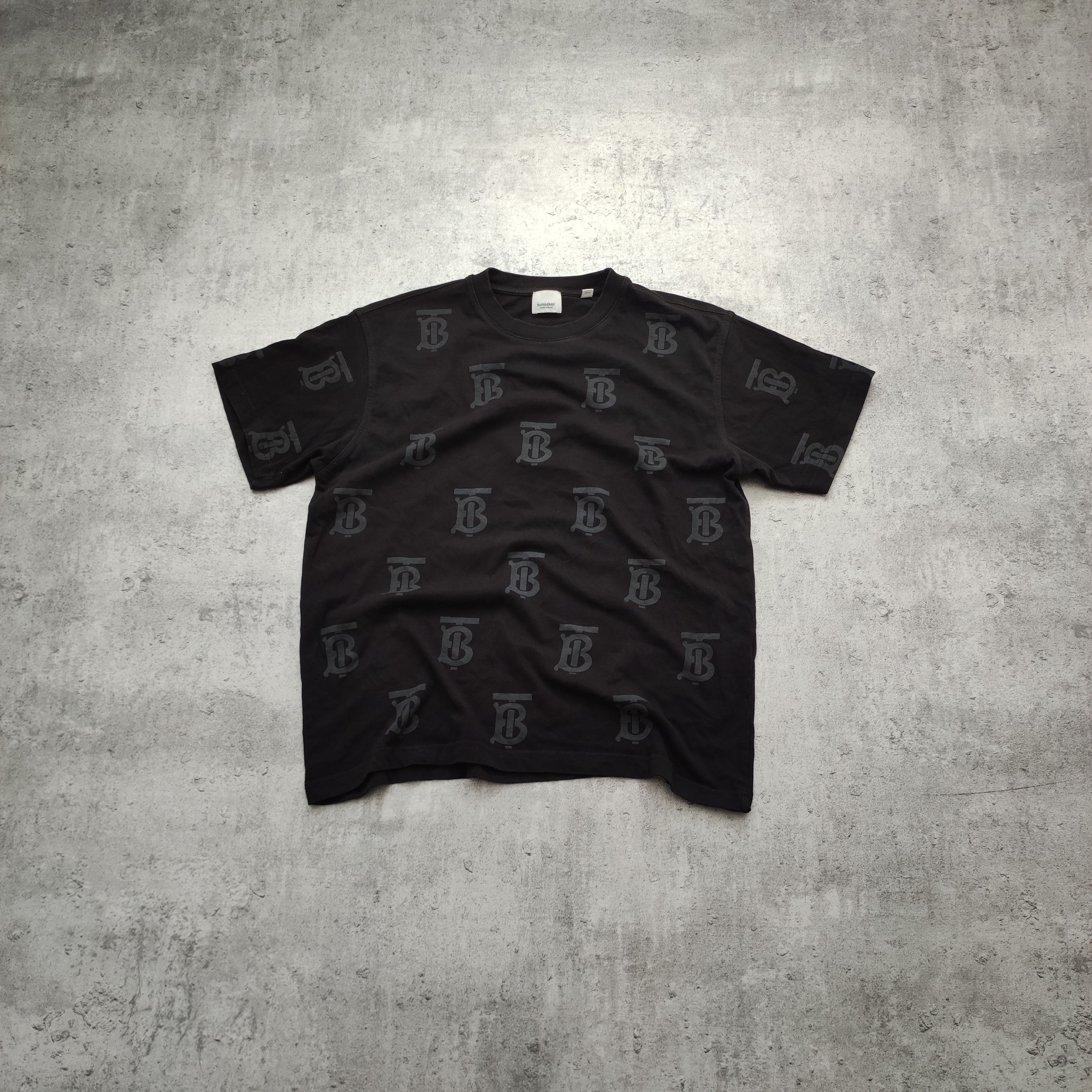 Burberry RARE Burberry London Black Monogram BB Classic Tshirt Size US M / EU 48-50 / 2 - 1 Thumbnail