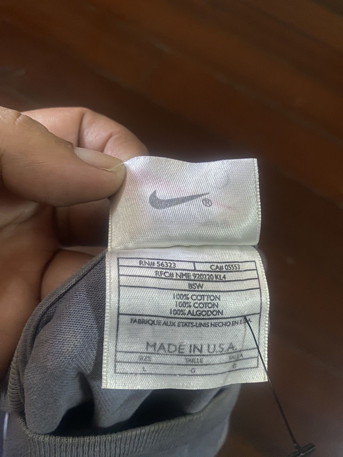 Nike Vintage Nike Big Logo box logo Oversized Tee Y2K USA faded Size US L / EU 52-54 / 3 - 12 Thumbnail