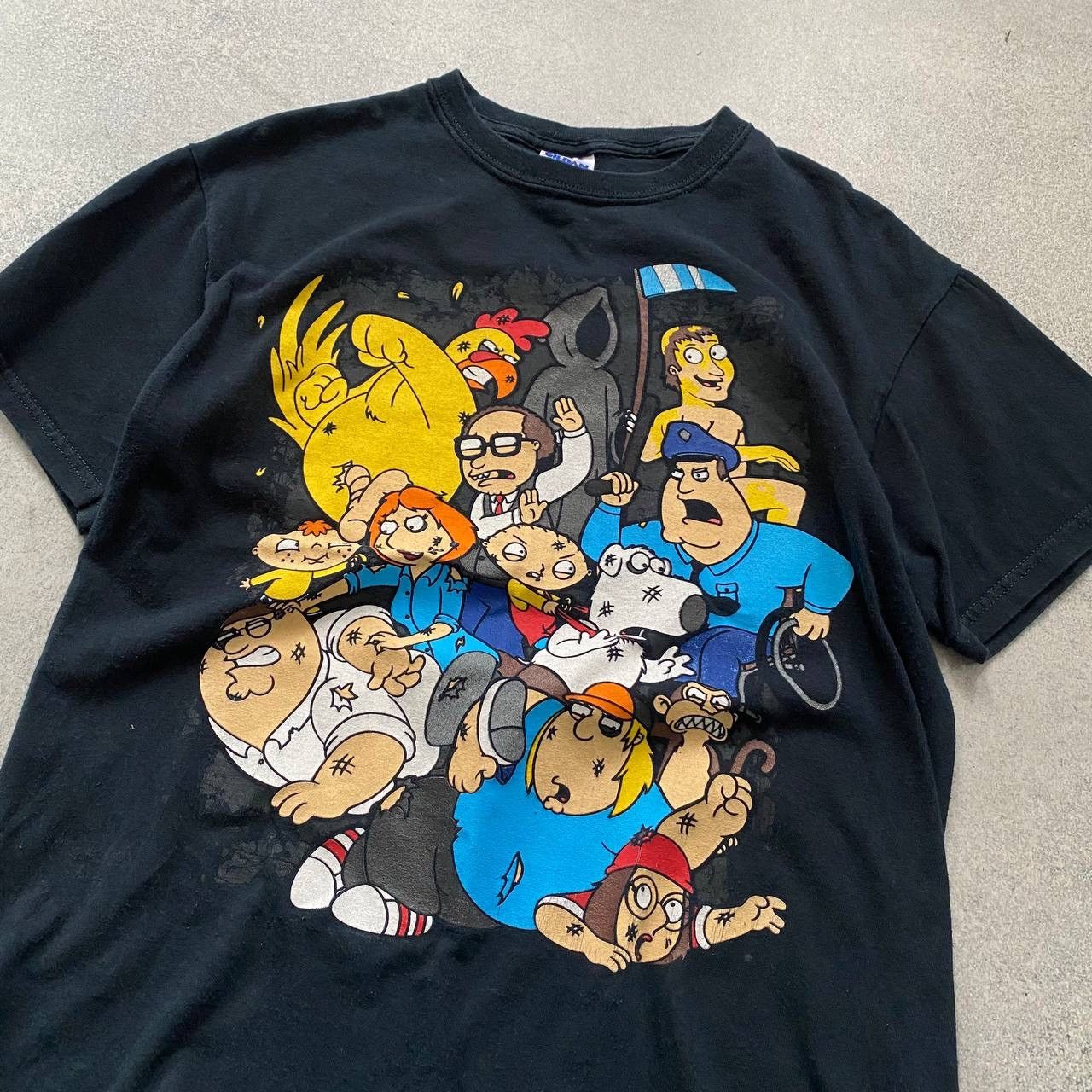 Gildan Peter Griffin Family Guy Tshirt - Size M Size US M / EU 48-50 / 2 - 2 Thumbnail