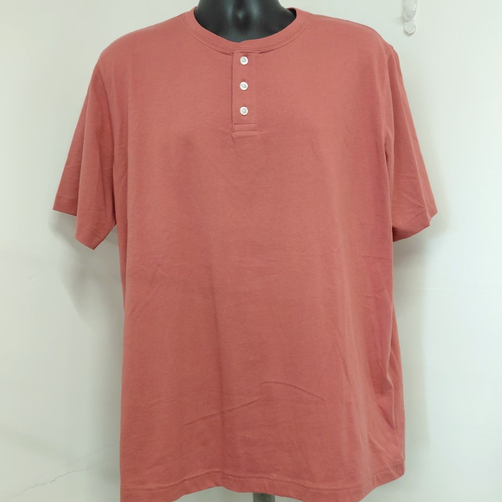 Lands' End Lands' End Super-T Henley TShirt Men Size Large Short Sleeve Nautical Red New Size US L / EU 52-54 / 3 - 2 Thumbnail