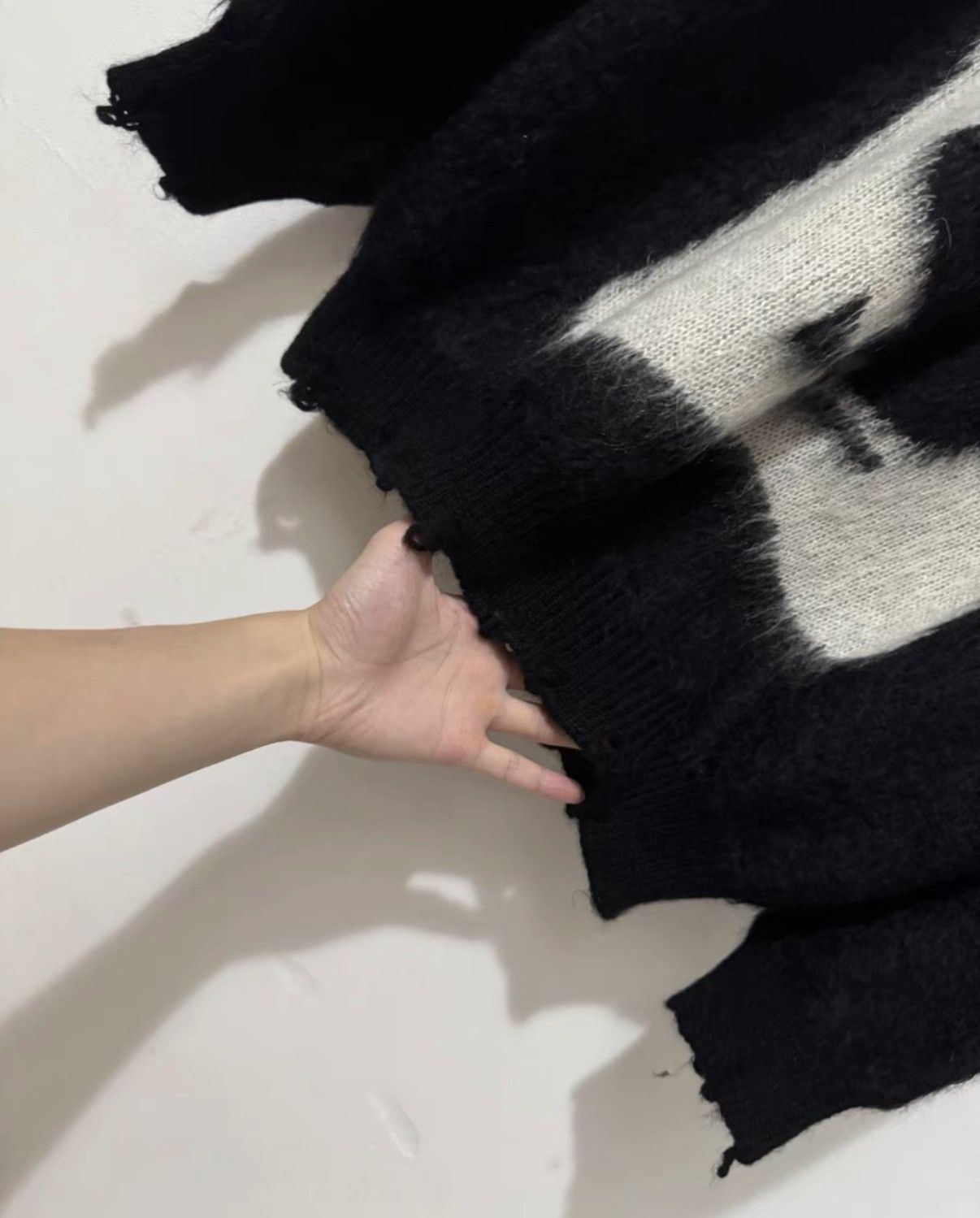 Saint Laurent Paris Saint Laurent (SLP) 22FW Black/White Mohair Playboy Sweater Size US XL / EU 56 / 4 - 4 Thumbnail
