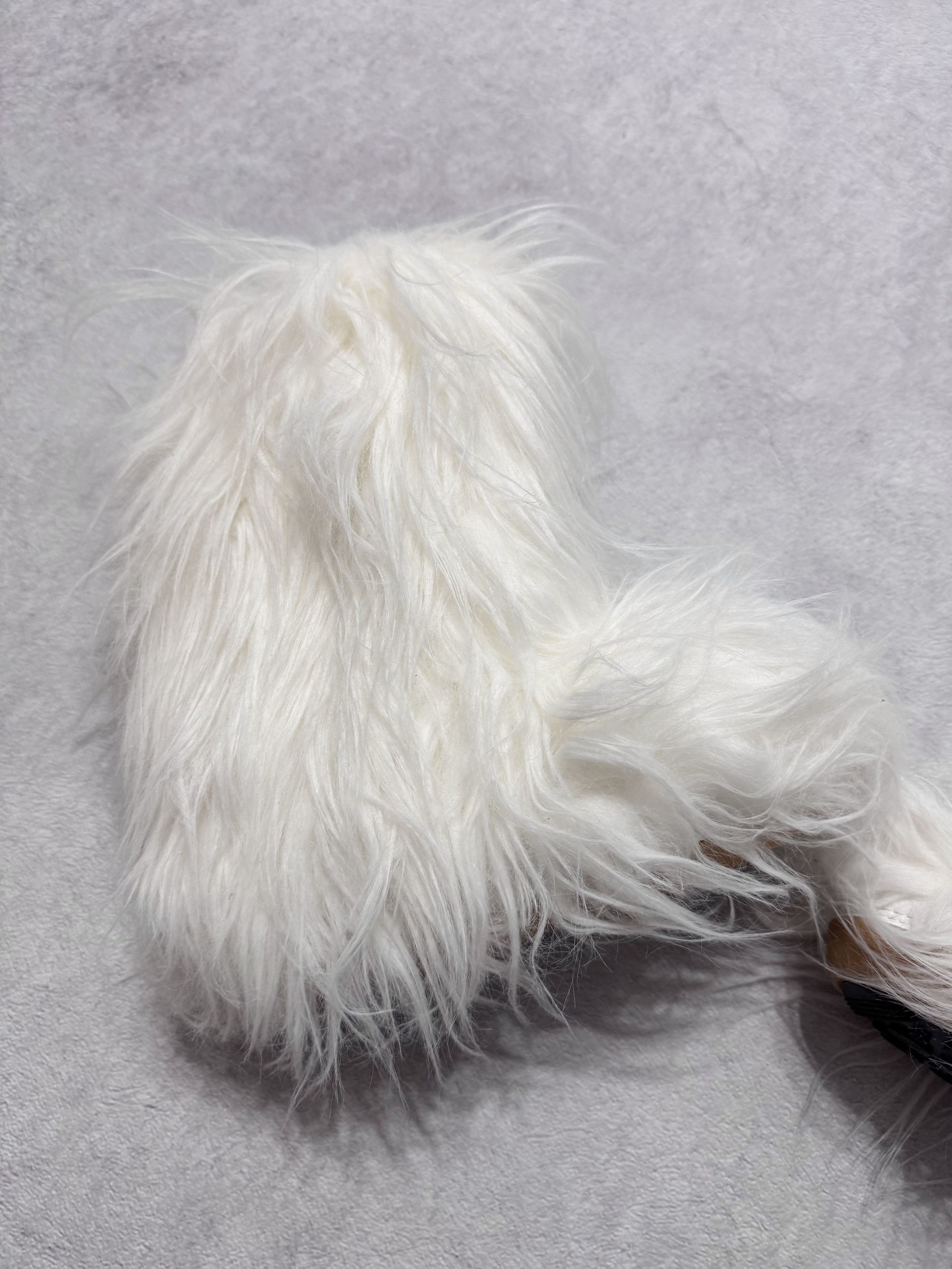 Bata Deadstock Y2K Bata Yeti White Fur Mohair Moon Boots 38-40 Size US 9 / IT 39 - 7 Thumbnail