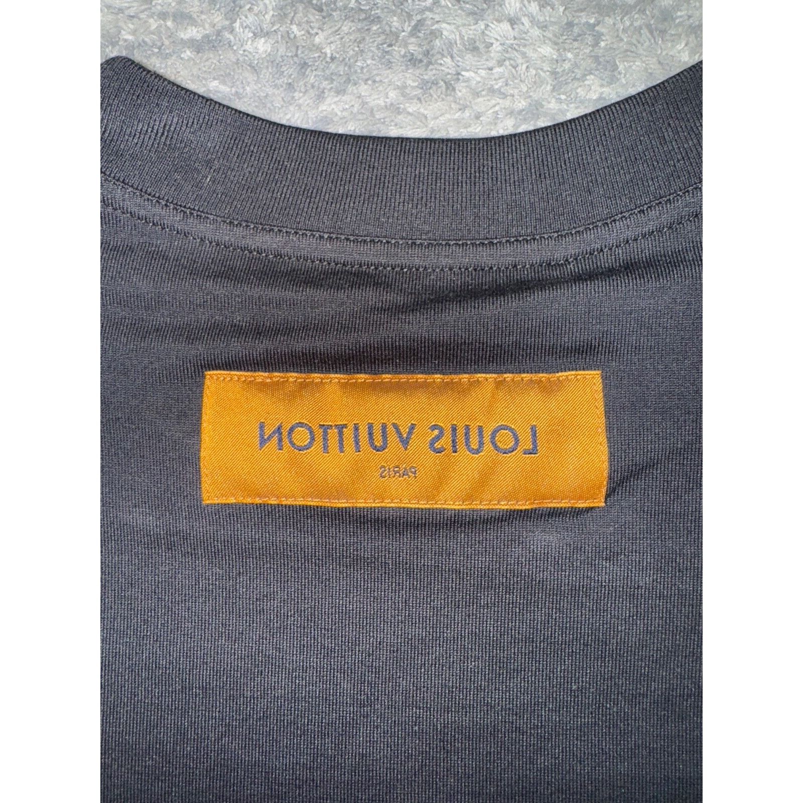 Louis Vuitton Louis Vuitton Stitch Print Embroidery Short Sleeve T-Shirt Size US M / EU 48-50 / 2 - 14 Thumbnail
