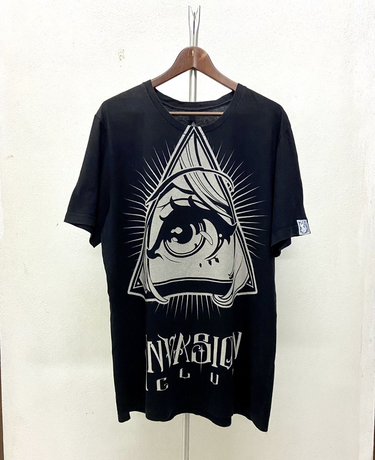 Japanese Brand INVASION CLUB TEE Size US L / EU 52-54 / 3 - 3 Thumbnail