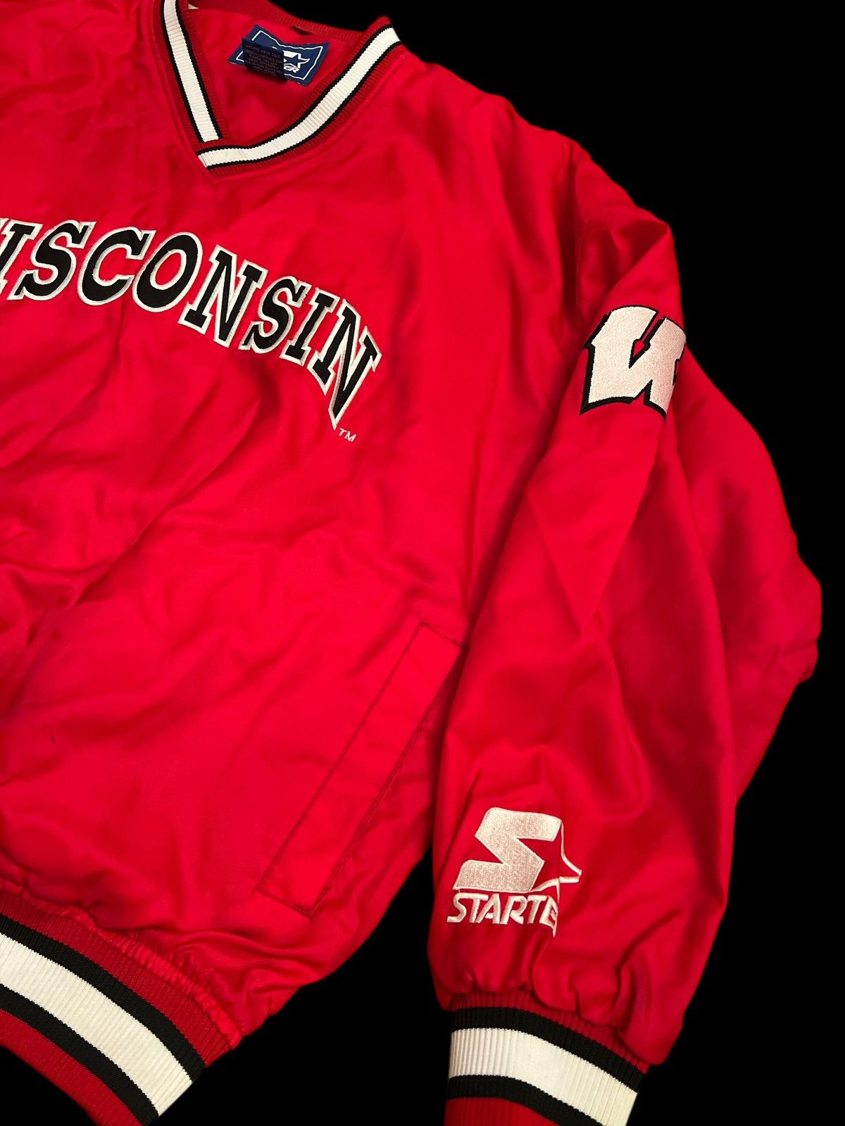 Starter XL Vintage late 90s Wisconsin v neck with zipper at waist Size US XL / EU 56 / 4 - 2 Thumbnail