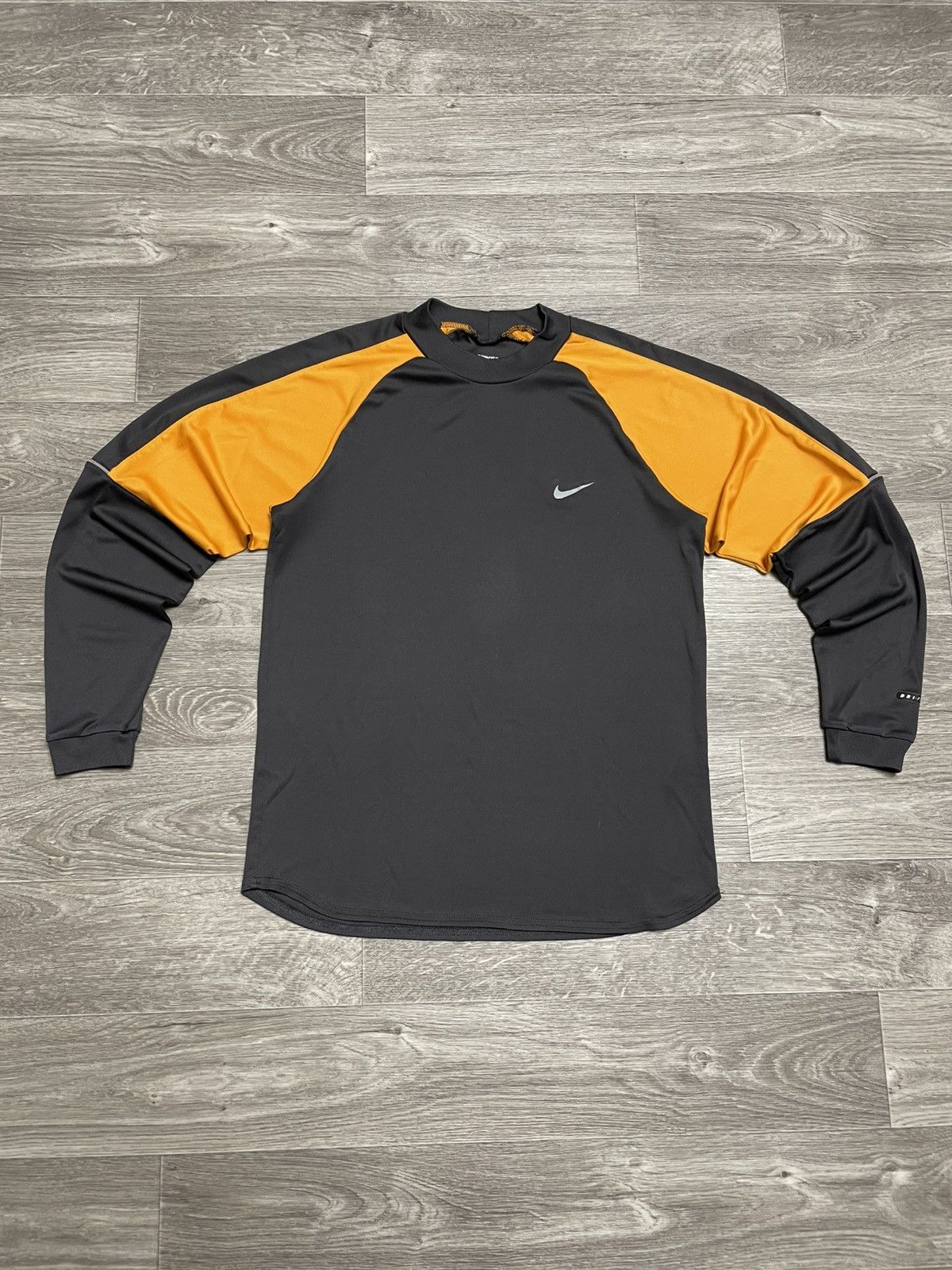 Nike Vintage 90s Nike Made In USA Long Sleeve Jersey Shirt Size US S / EU 44-46 / 1 - 1 Thumbnail