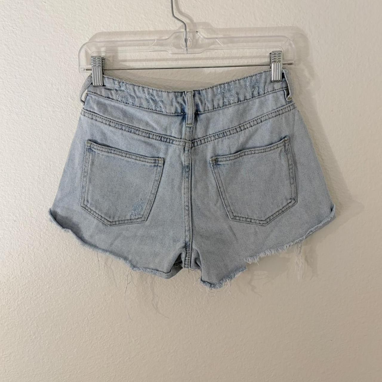 Pacsun pacsun light wash denim mom shorts Size 25" / US 0 / IT 36 - 2 Thumbnail