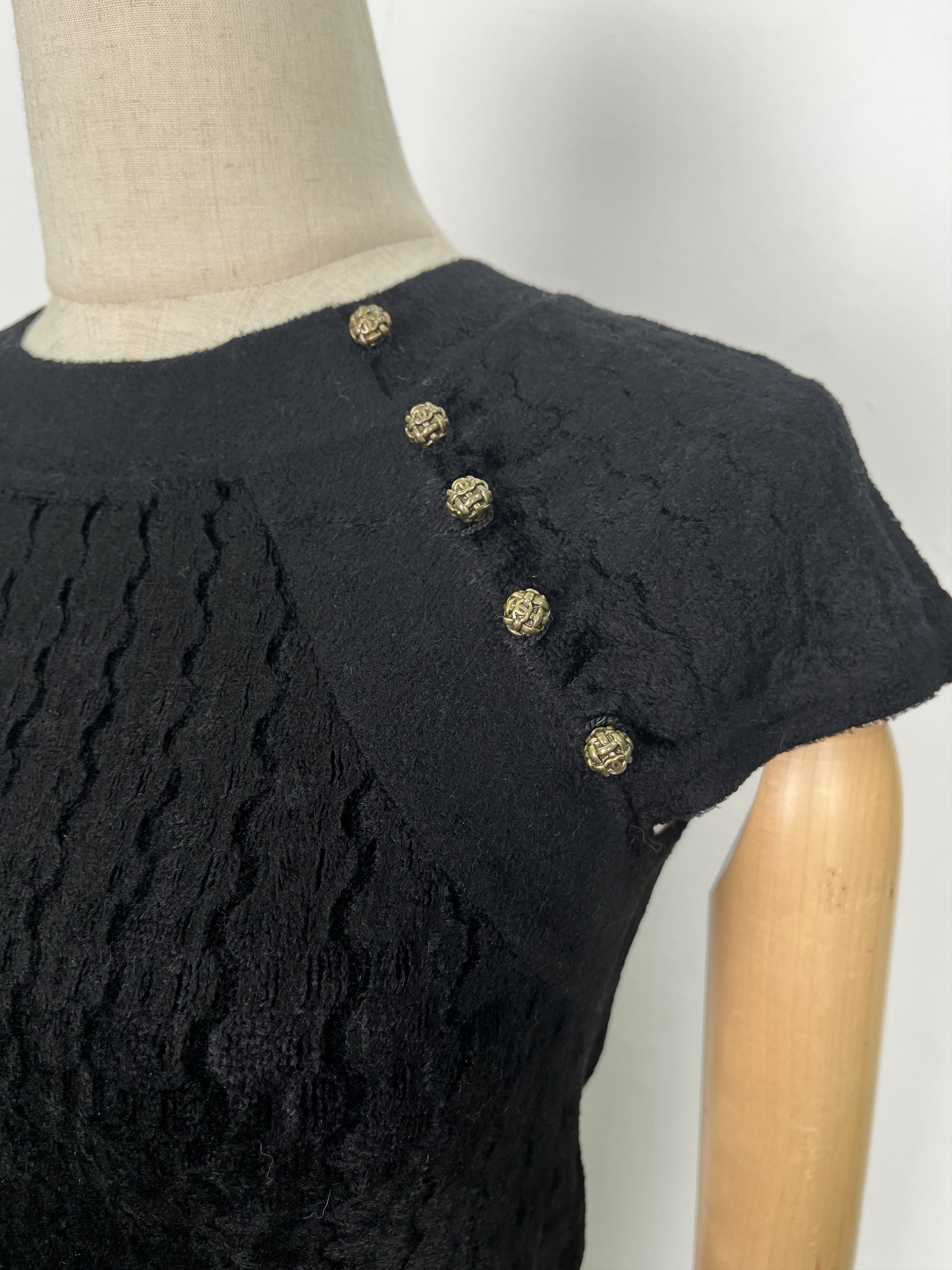Chanel Chanel Black Cap Sleeve Velvet-Like Dress Size XS / US 0-2 / IT 36-38 - 4 Thumbnail