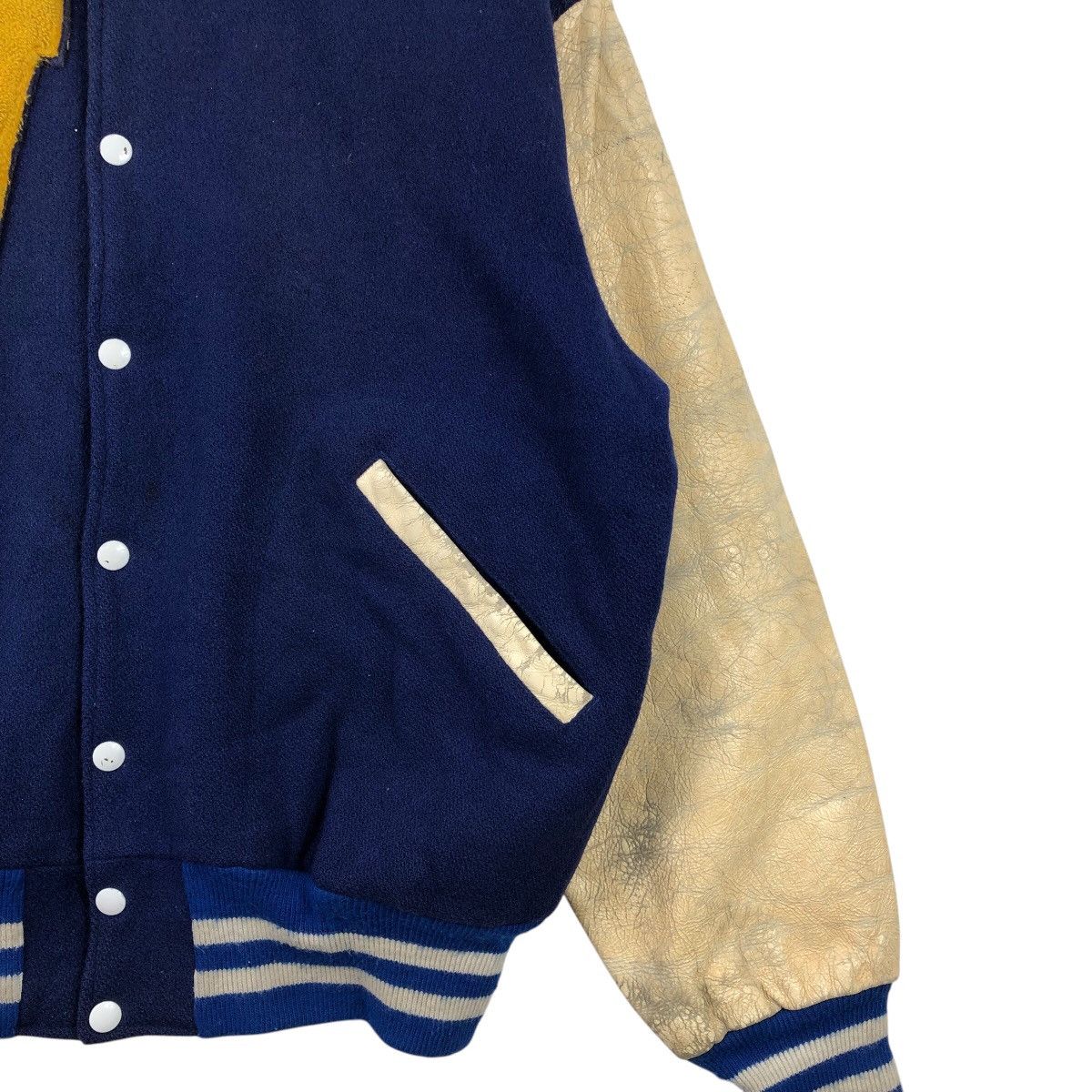 Vintage Vintage 80s THE WIDICK CO Kansas Usa Varsity Bomber Jacket Size US XL / EU 56 / 4 - 6 Thumbnail