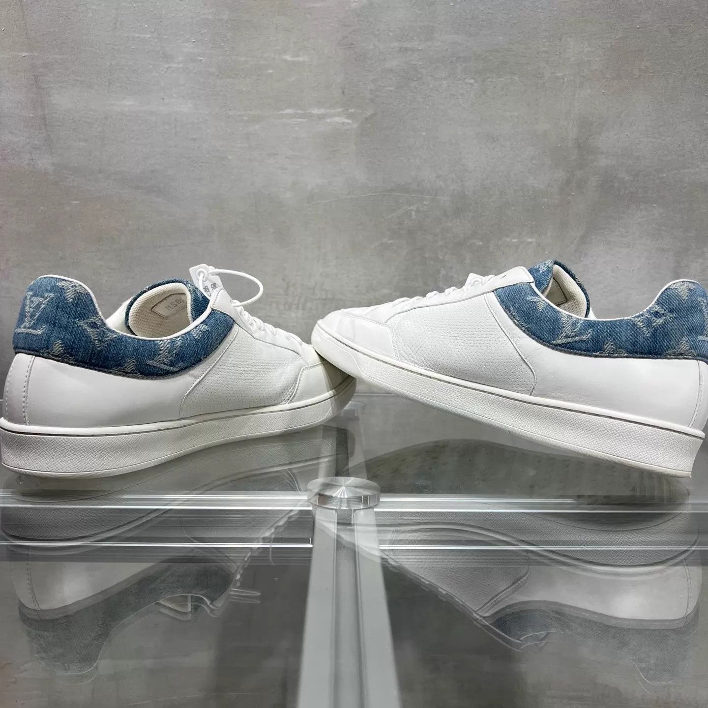 Louis Vuitton LV Monogram Low-Top Casual Sneaker UK8 Size US 9 / EU 42 - 5 Thumbnail