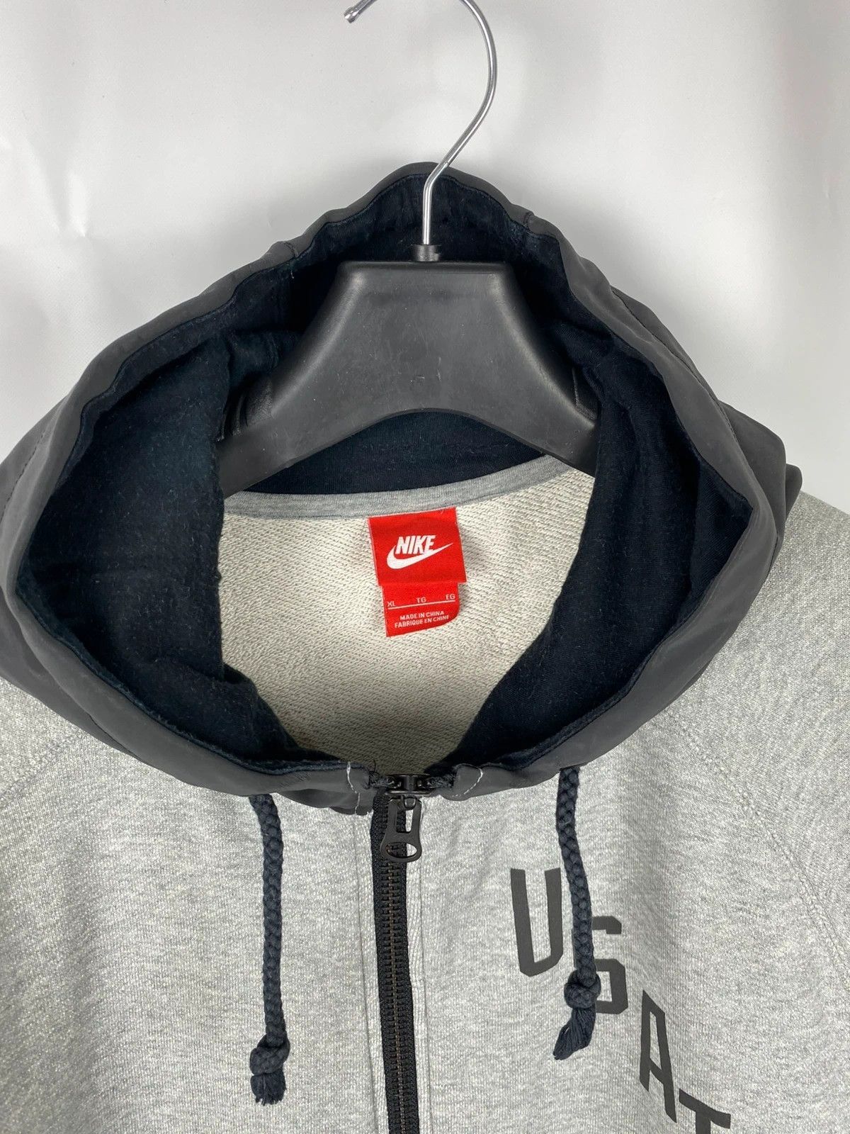 Nike Nike Usatf Full Zip Hoodie Reflective Hood size XL Size US XL / EU 56 / 4 - 4 Thumbnail