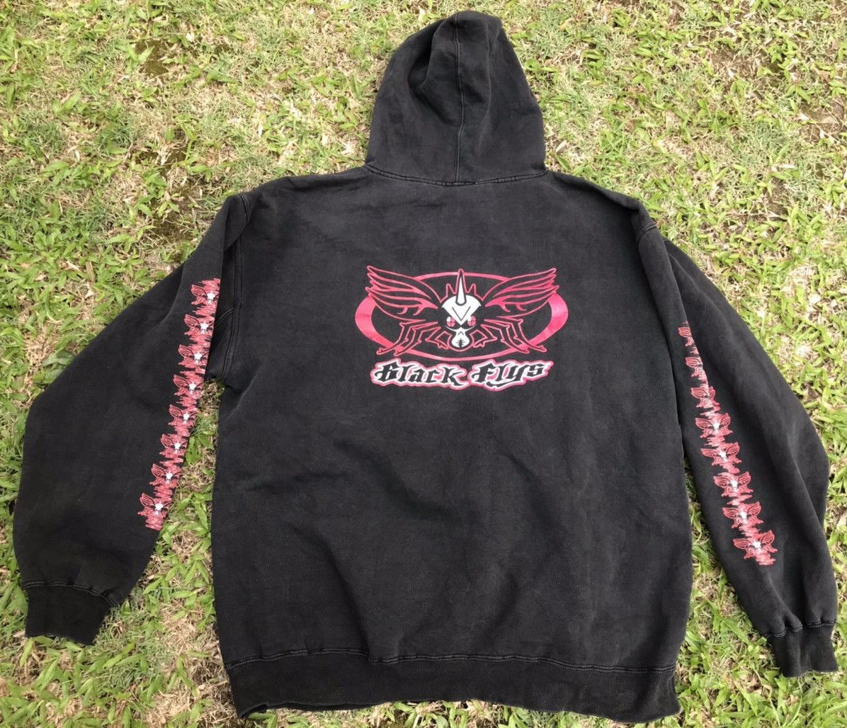 Other 90s black flys skateboard big logo hoodie….. Size US XL / EU 56 / 4 - 1 Thumbnail