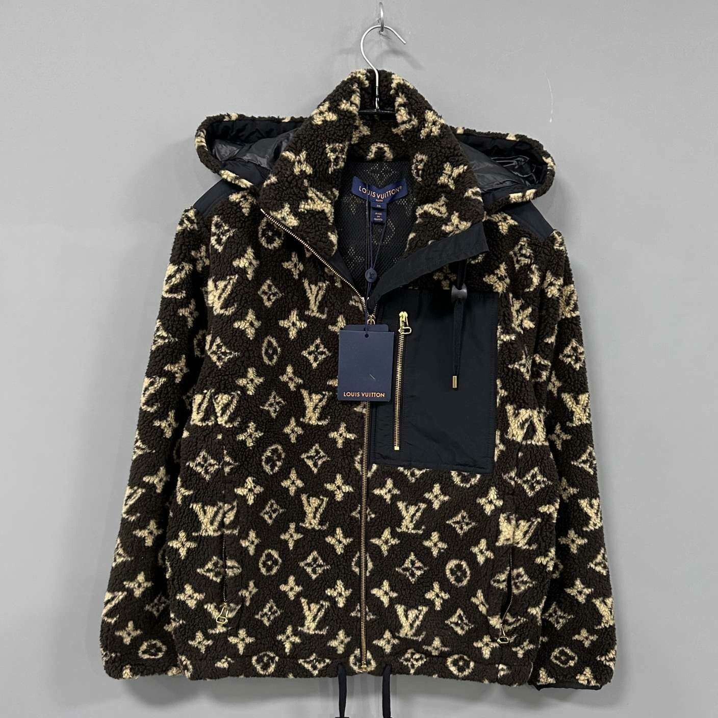 Louis Vuitton Louis Vuitton Jacket it_36 Women Size XS / US 0-2 / IT 36-38 - 1 Thumbnail