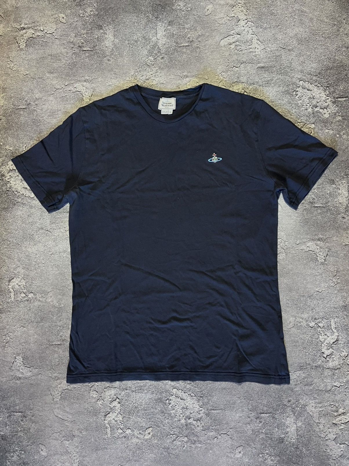 Vivienne Westwood Vintage Vivienne Westwood Orb Logo Tee T Shirt Streetwear Size US L / EU 52-54 / 3 - 1 Thumbnail