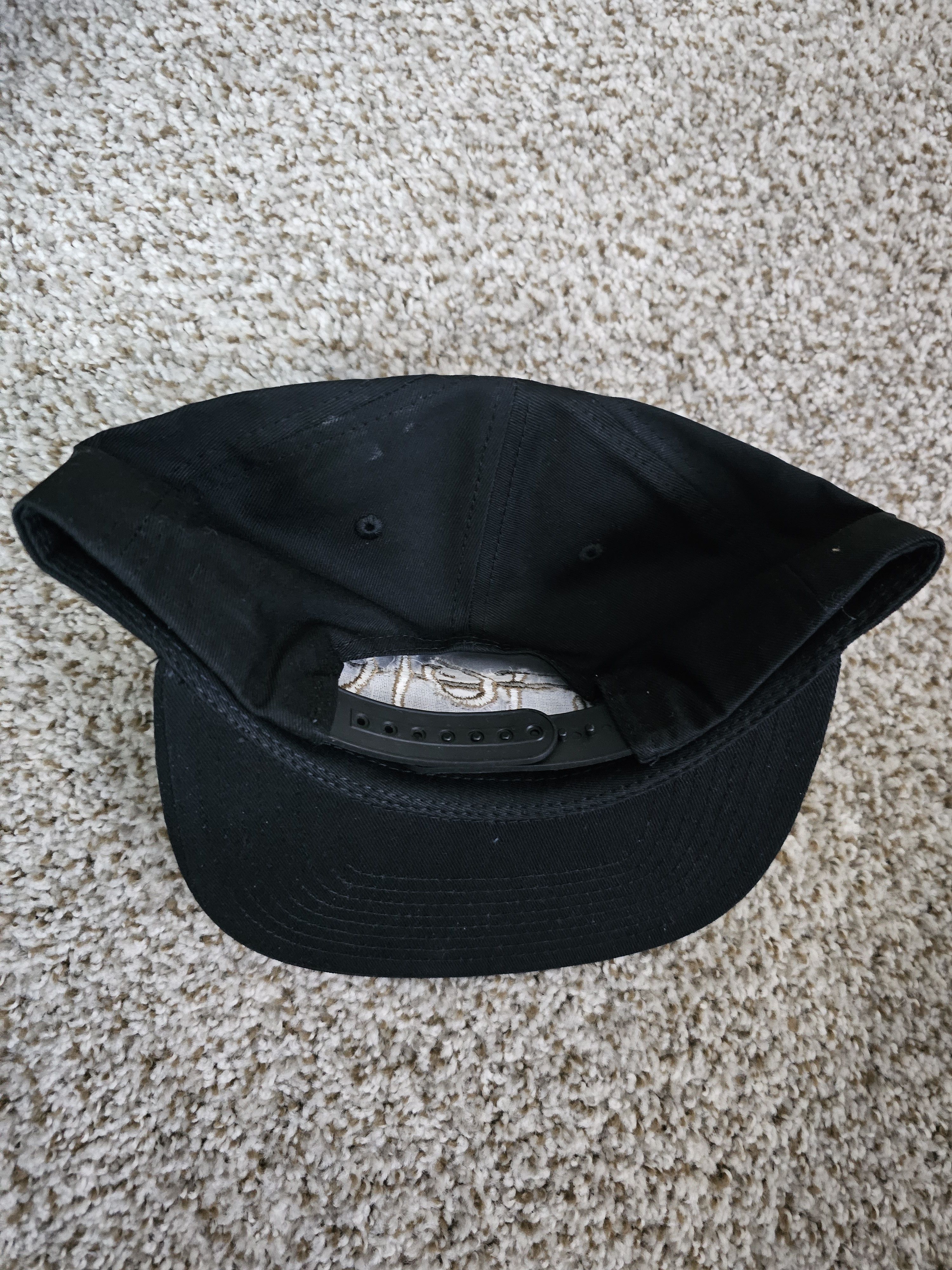 Travis Scott Travis Scott rolling loud utopia hat in black. Size ONE SIZE - 2 Thumbnail