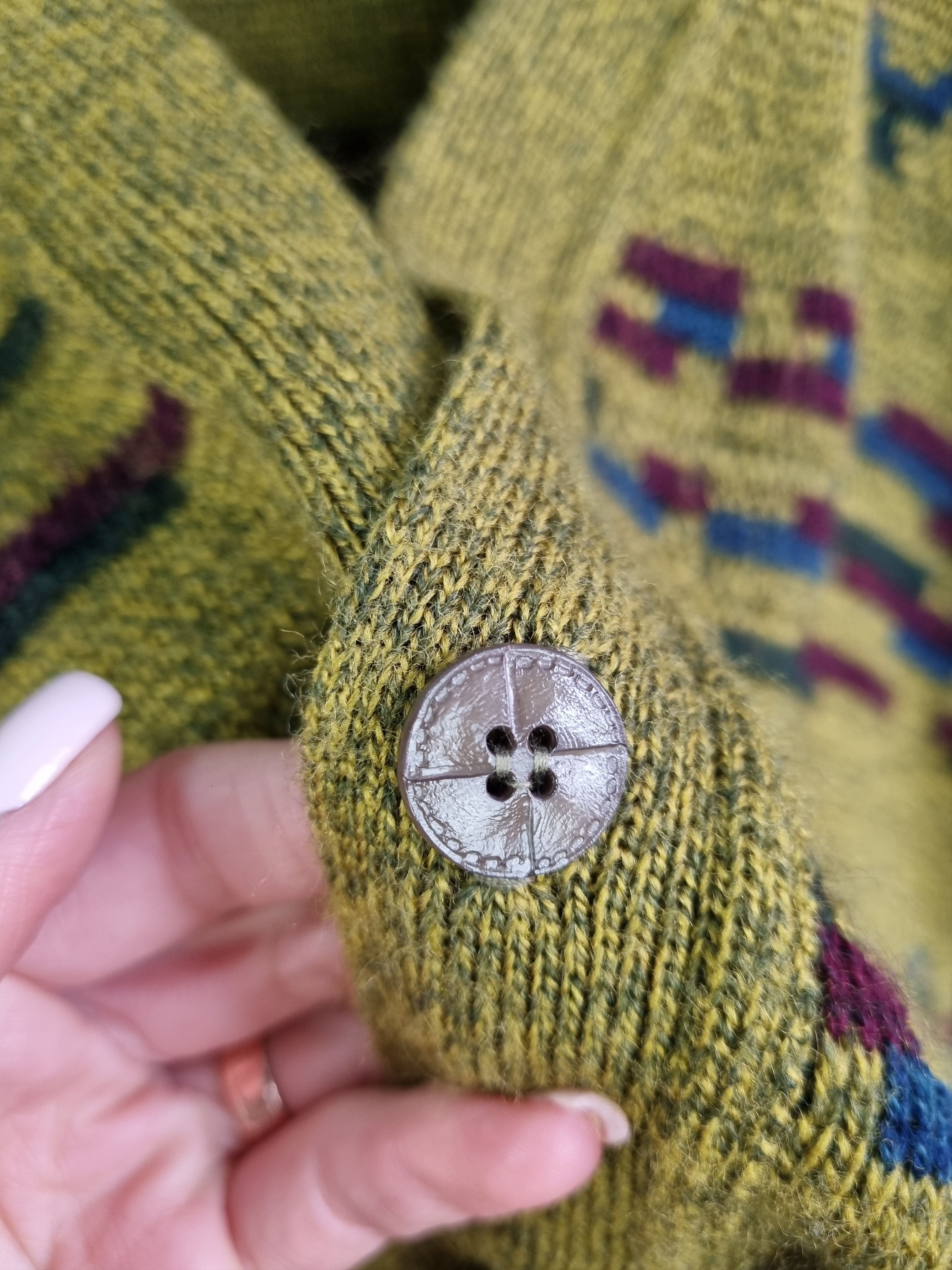 Vintage 90s Italian Navajo Relaxed Fit Vintage Cardigan Size US XL / EU 56 / 4 - 8 Thumbnail