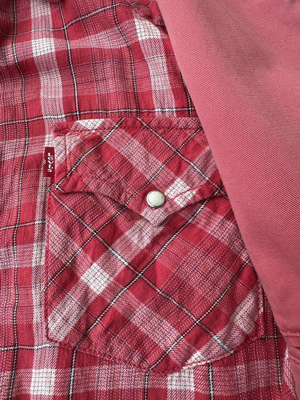 Levi's Levi’s Western Pink Salmon Snapped Plaid Flannel Shirt Size US L / EU 52-54 / 3 - 6 Thumbnail