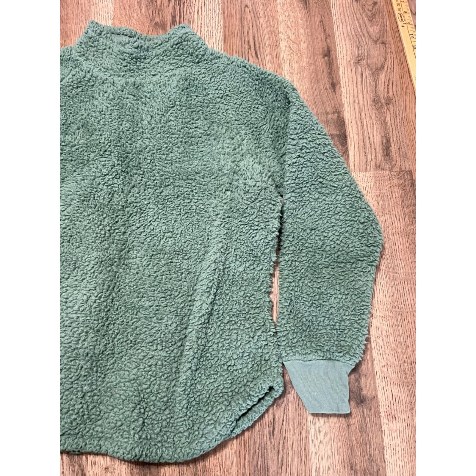 Vintage a.n.a Sweater Women's Size Medium Green Sherpa Pullover Crew Neck Knit Casual Regular Vintage? No — (note: vintage: No) Size M / US 6-8 / IT 42-44 - 4 Thumbnail
