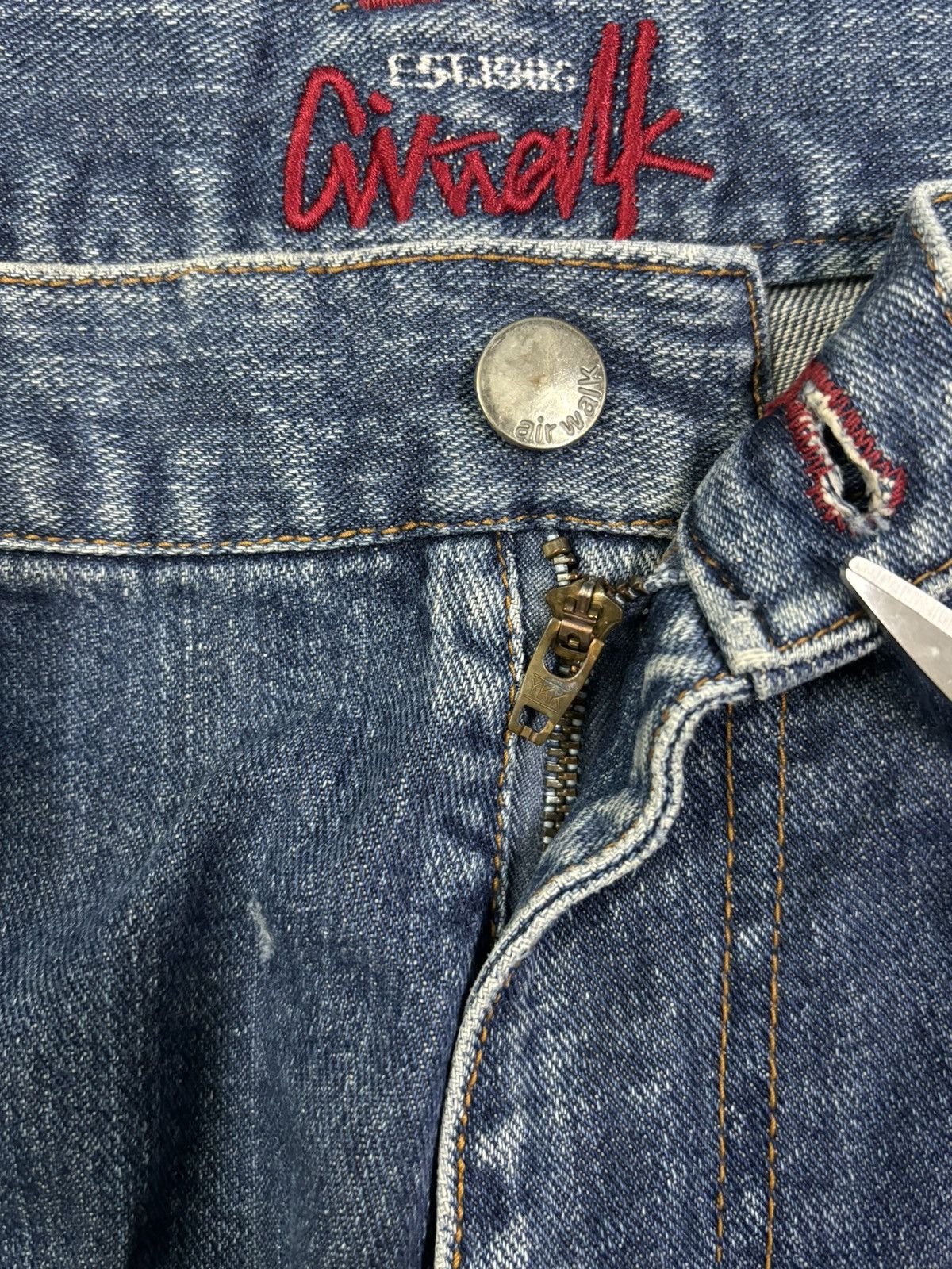 Airwalk Vintage Airwalk Blue Wash Faded Baggy Carpenter Cargo Jeans Size US 31 - 5 Thumbnail