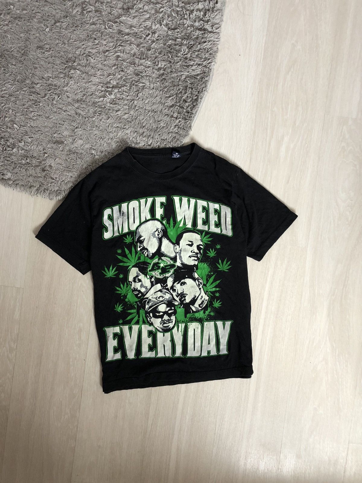 Band Tees × Rap Tees × Vintage Vintage Snoop Dog Rap Adult “Smoke Weed Everyday” T Shirr Size US S / EU 44-46 / 1 - 1 Thumbnail