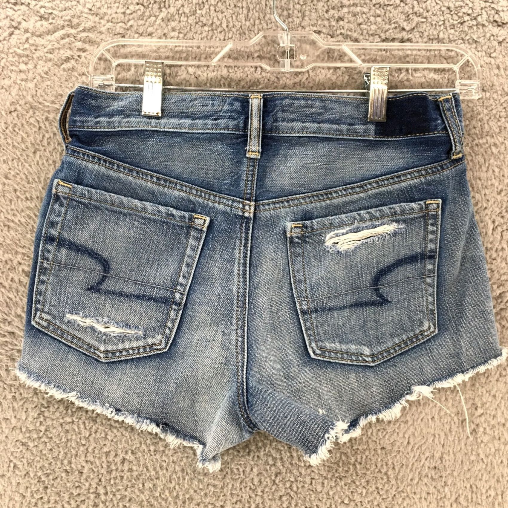 American Eagle Outfitters VINTAGE American Eagle Short Womens 2 Blue Cut-Off Hi-Rise Distressed Button Fly Size 26" / US 2 / IT 38 - 7 Thumbnail