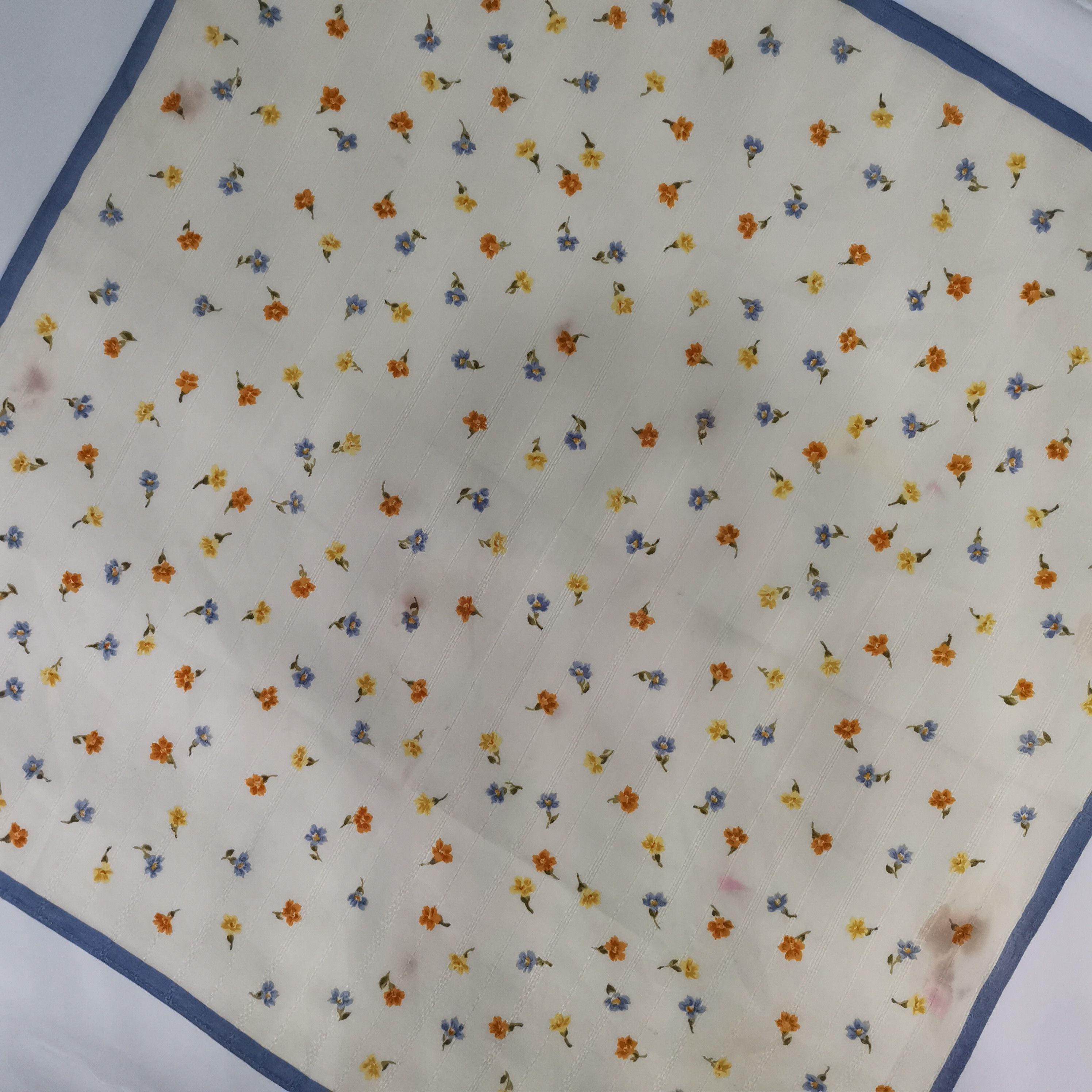 Guess GUESS SCARF/ BANDANA/ HANDKERCHIEF Size ONE SIZE - 7 Thumbnail