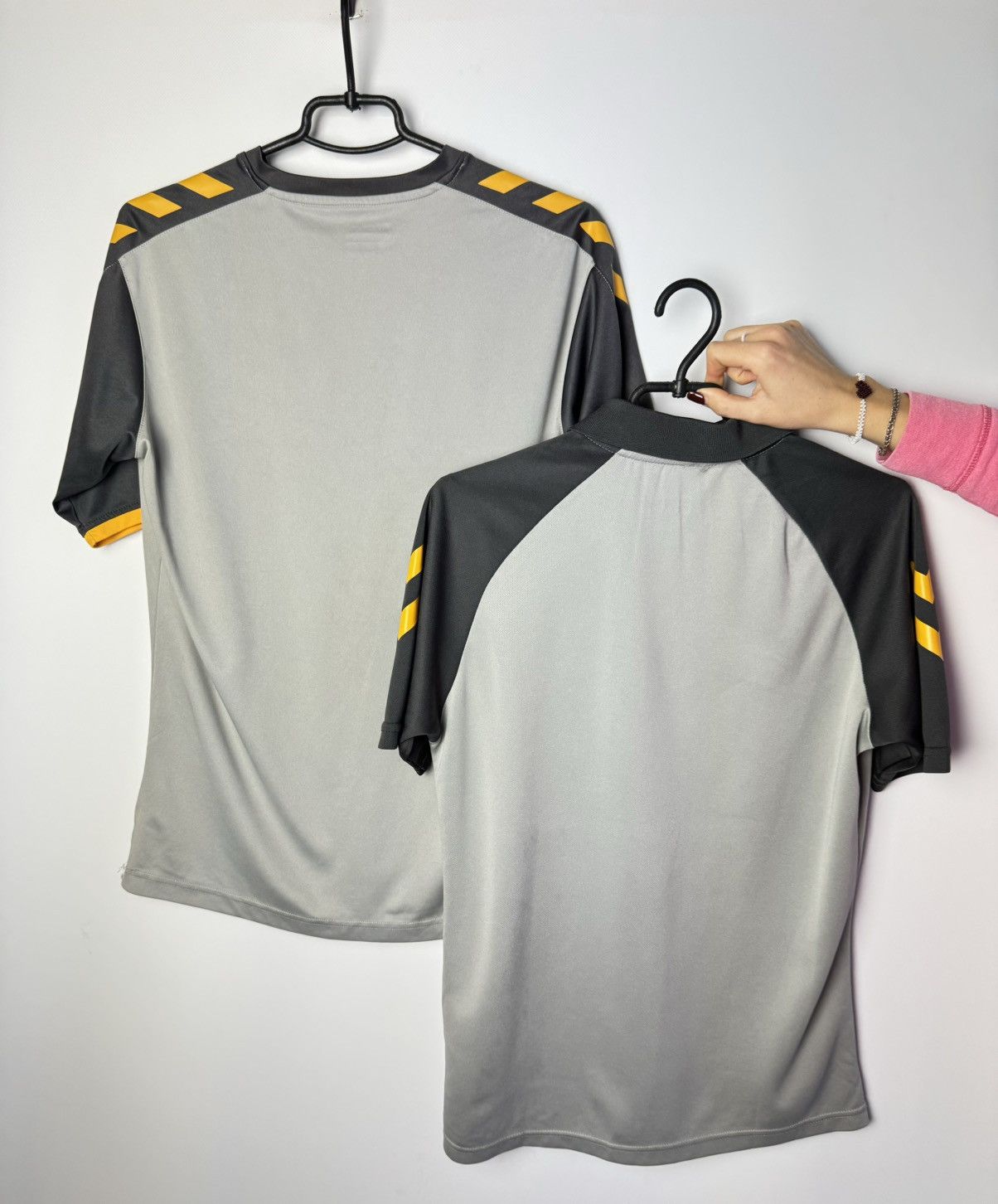 Hummel Cambridge United Training Football Soccer Jersey Full Kit Size US M / EU 48-50 / 2 - 2 Thumbnail