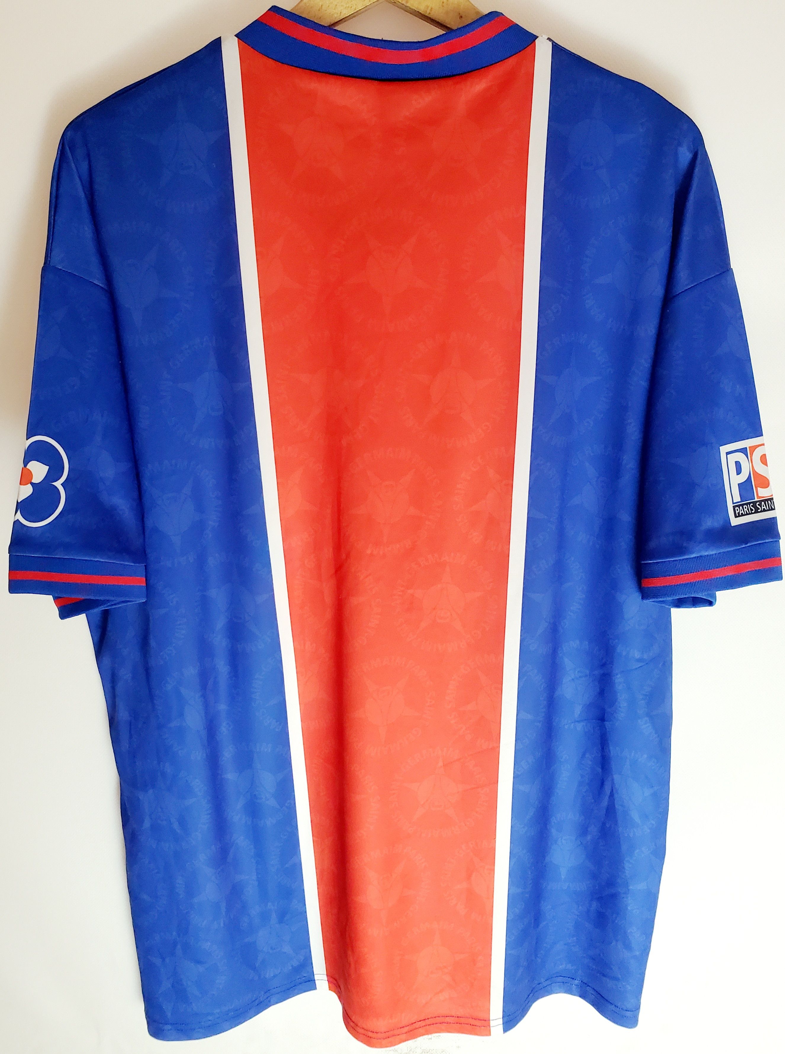 Vintage 1995/96 PSG Home Vintage Football Shirt size Xl Size US XL / EU 56 / 4 - 7 Thumbnail