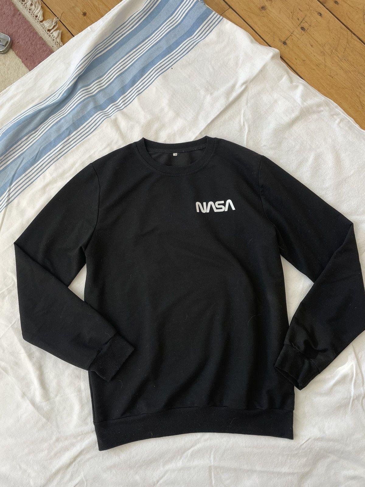 NASA NASA Moon Crewneck Size US M / EU 48-50 / 2 - 1 Thumbnail