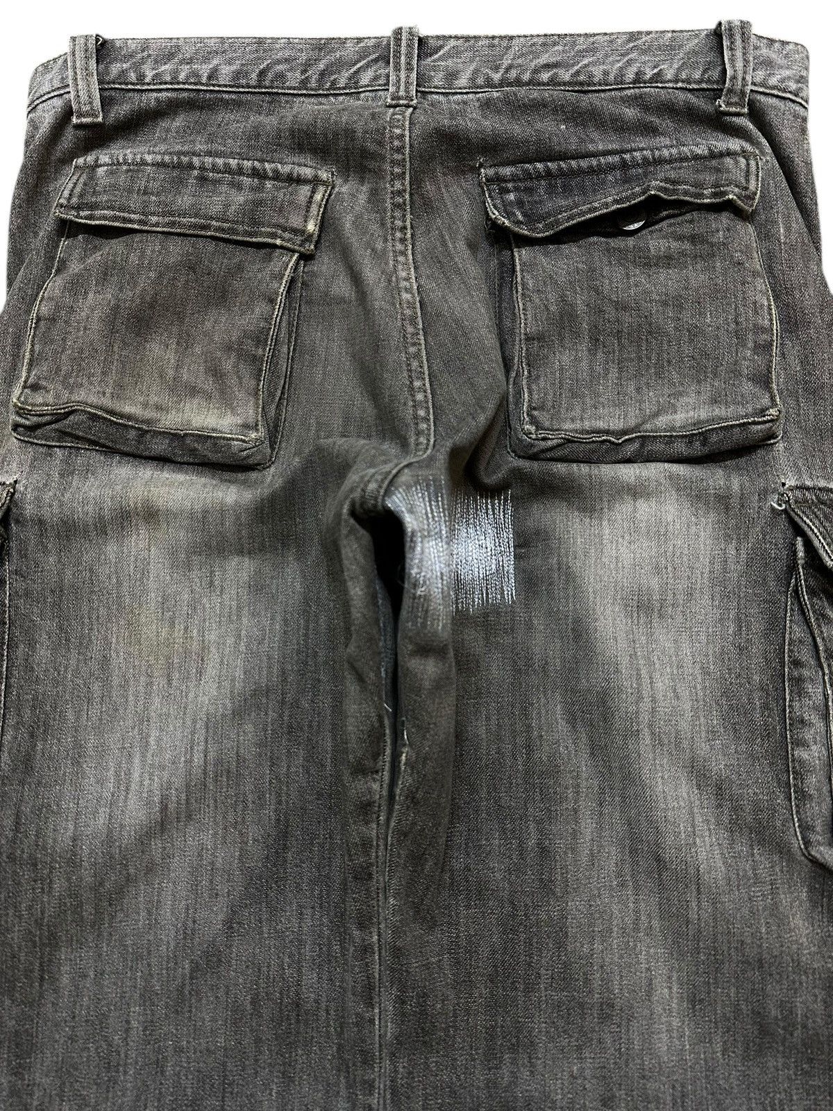 Japanese Brand Vintage Japanese Brand Mud Wash Faded Cargo Style Jeans Size US 34 / EU 50 - 5 Thumbnail