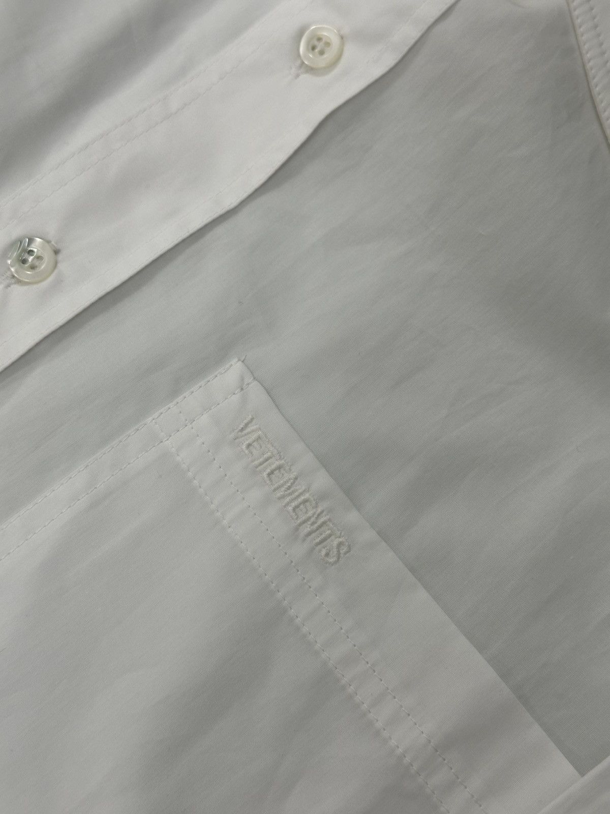 Vetements Vetements shirt Size US S / EU 44-46 / 1 - 5 Thumbnail