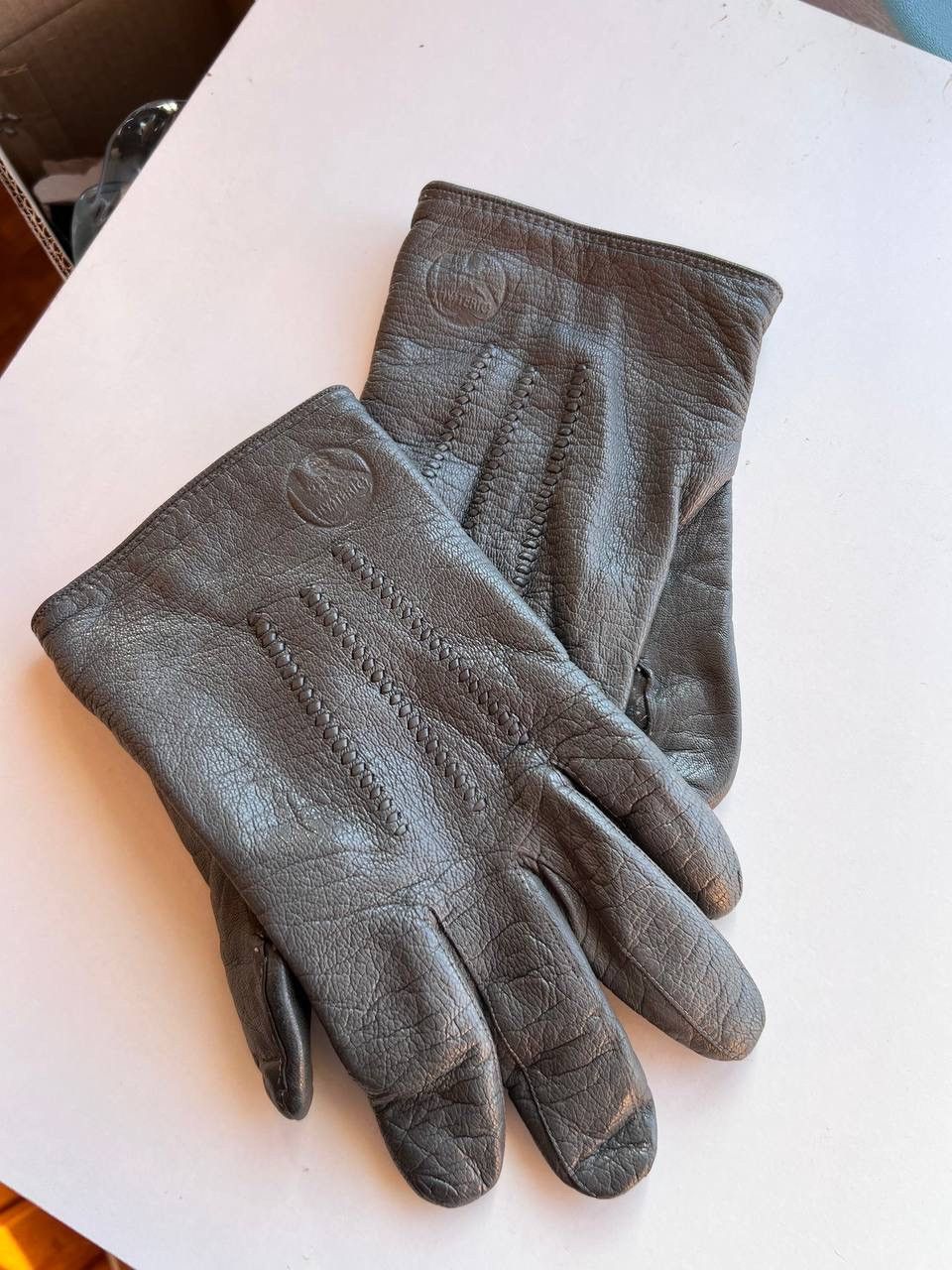 Vintage Hysteric glamour leather gloves man’s grey logo girl