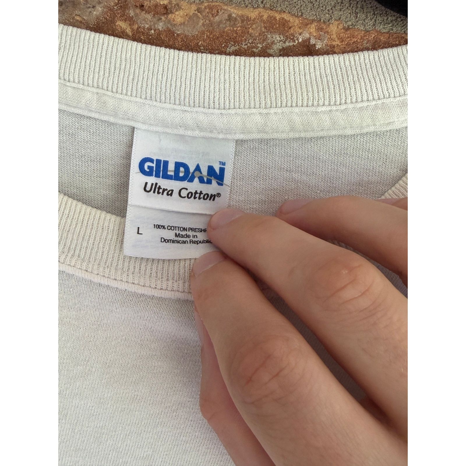 Gildan 2011 Colonial Beach Disaster Graphic Tee Large Size US L / EU 52-54 / 3 - 6 Thumbnail